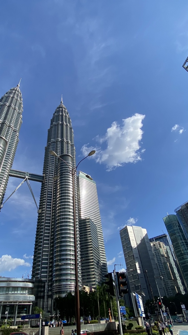 Обои Куала Лумпур, Малайзия, башня, дневное время, архитектура в разрешении 720x1280