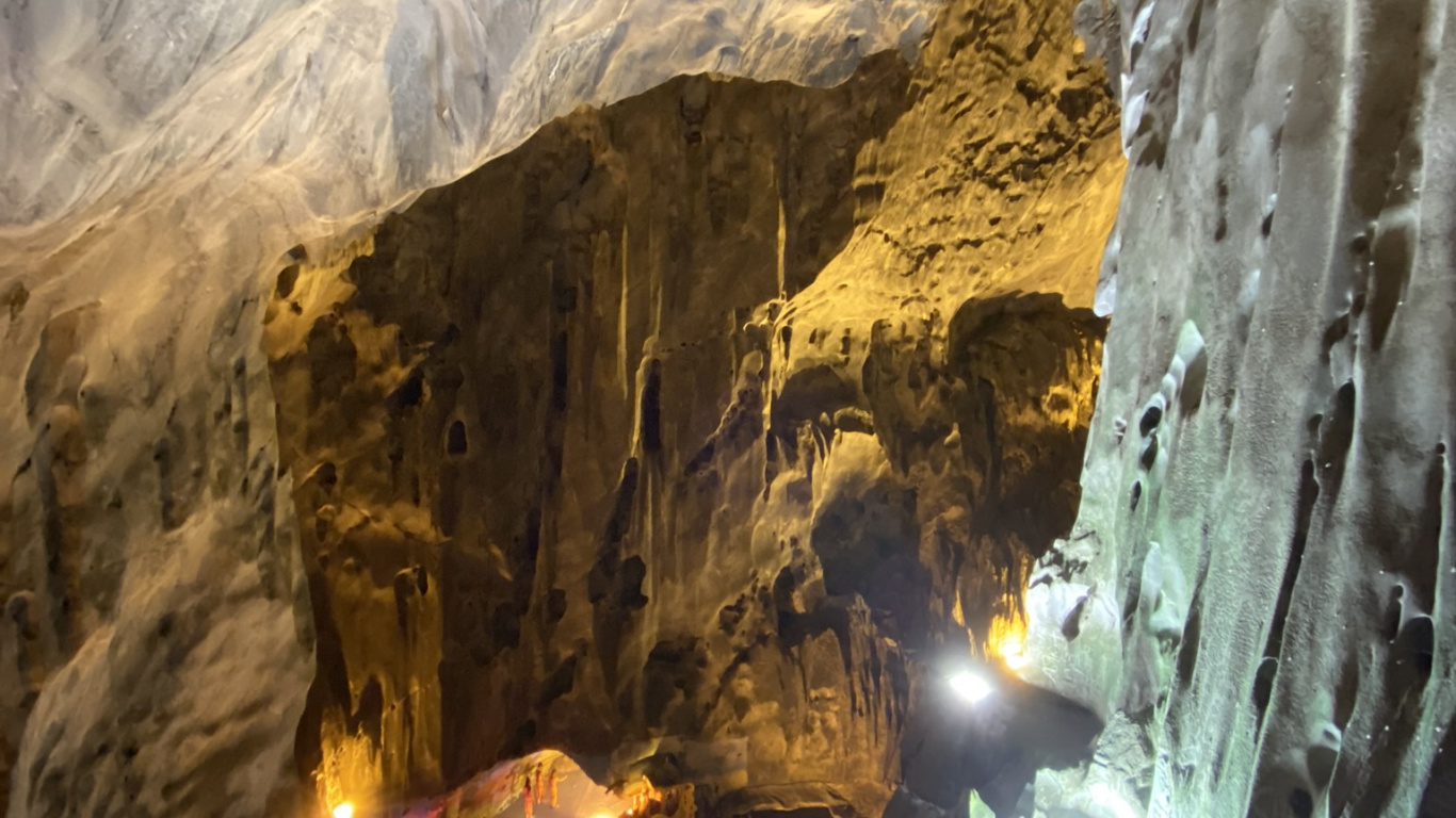 Обои пещера, геология, формирование, мир, сталактит в разрешении 1366x768