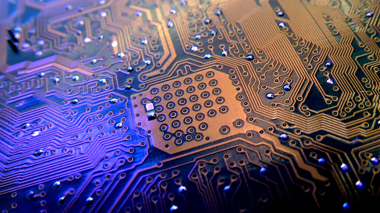 Обои синий, электроника, электронная техника, технологии, материнская плата в разрешении 1280x720