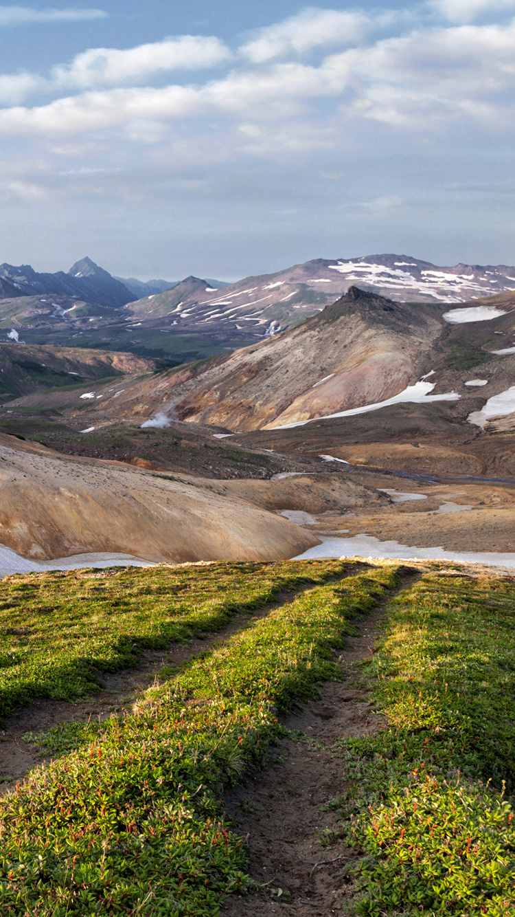 Обои вулканы камчатки, гора, природа, горный рельеф, нагорье в разрешении 750x1334