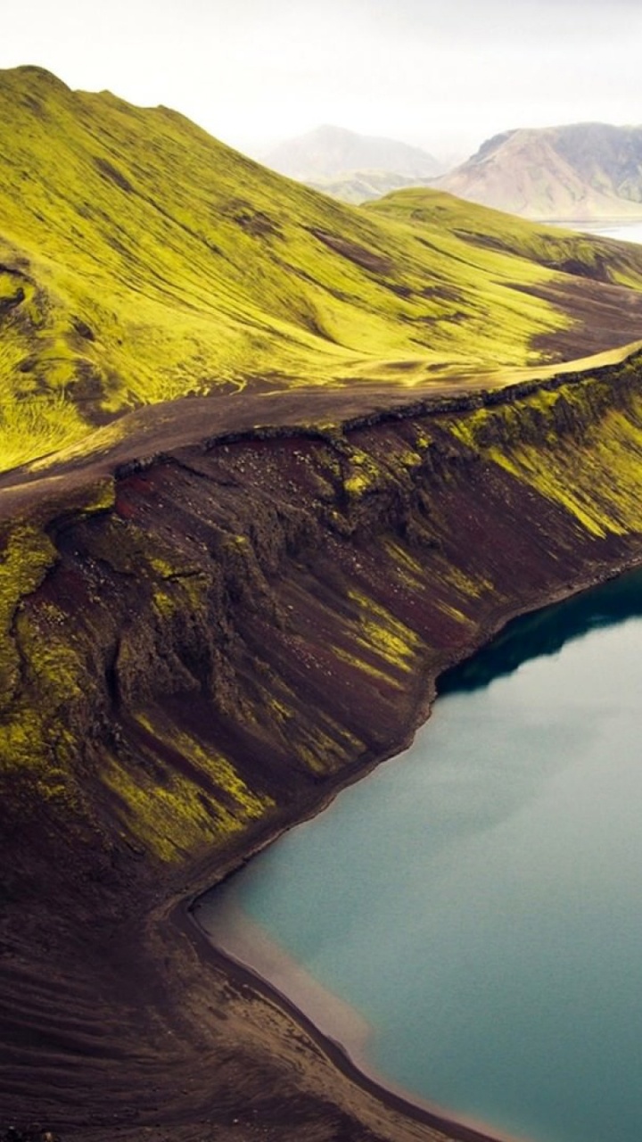 Обои национальный географический, природа, кратерное озеро, гора, ледниковое озеро в разрешении 720x1280