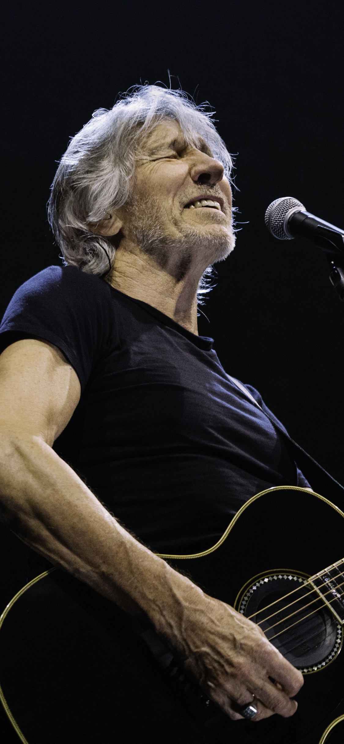 Обои Pink Floyd, концерт, концертный тур, музыкант, Представление в разрешении 1125x2436