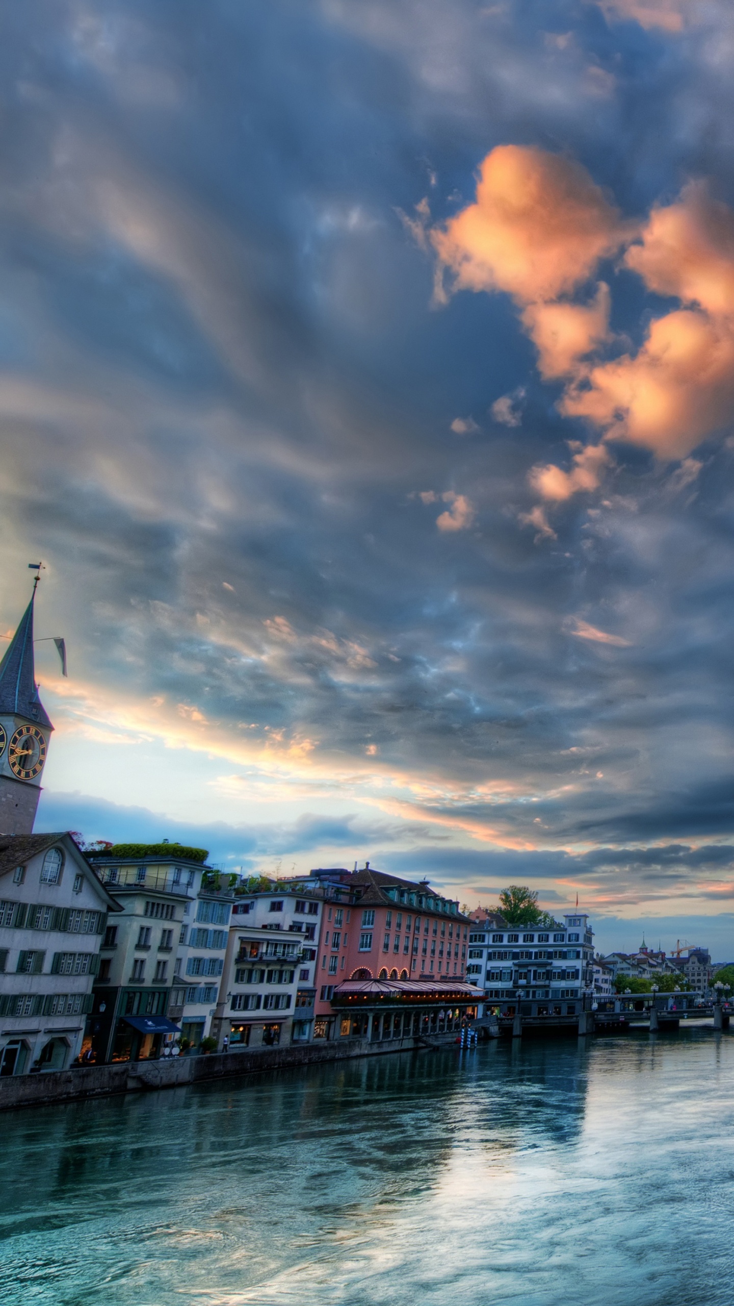 Обои Zrich, путеводитель, облако, водный путь, ориентир в разрешении 1440x2560