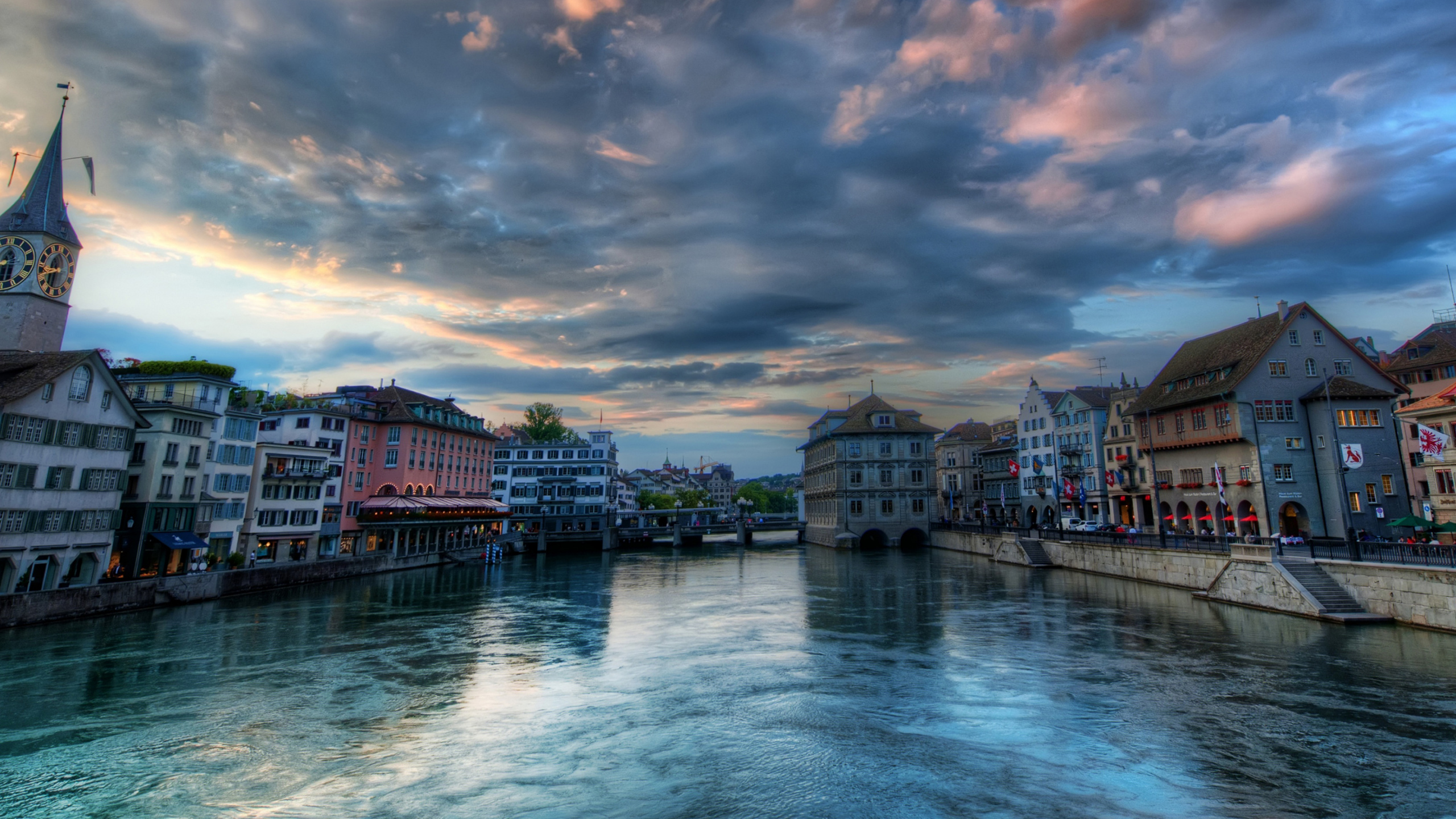 Обои Zrich, путеводитель, облако, водный путь, ориентир в разрешении 2560x1440