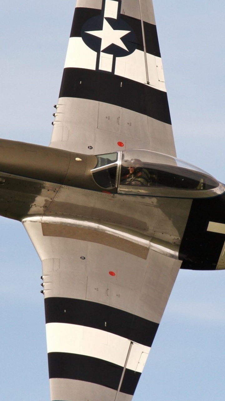 Обои Североамериканский P-51 Мустанг, самолет, авиация, самолеты, пропеллер в разрешении 720x1280