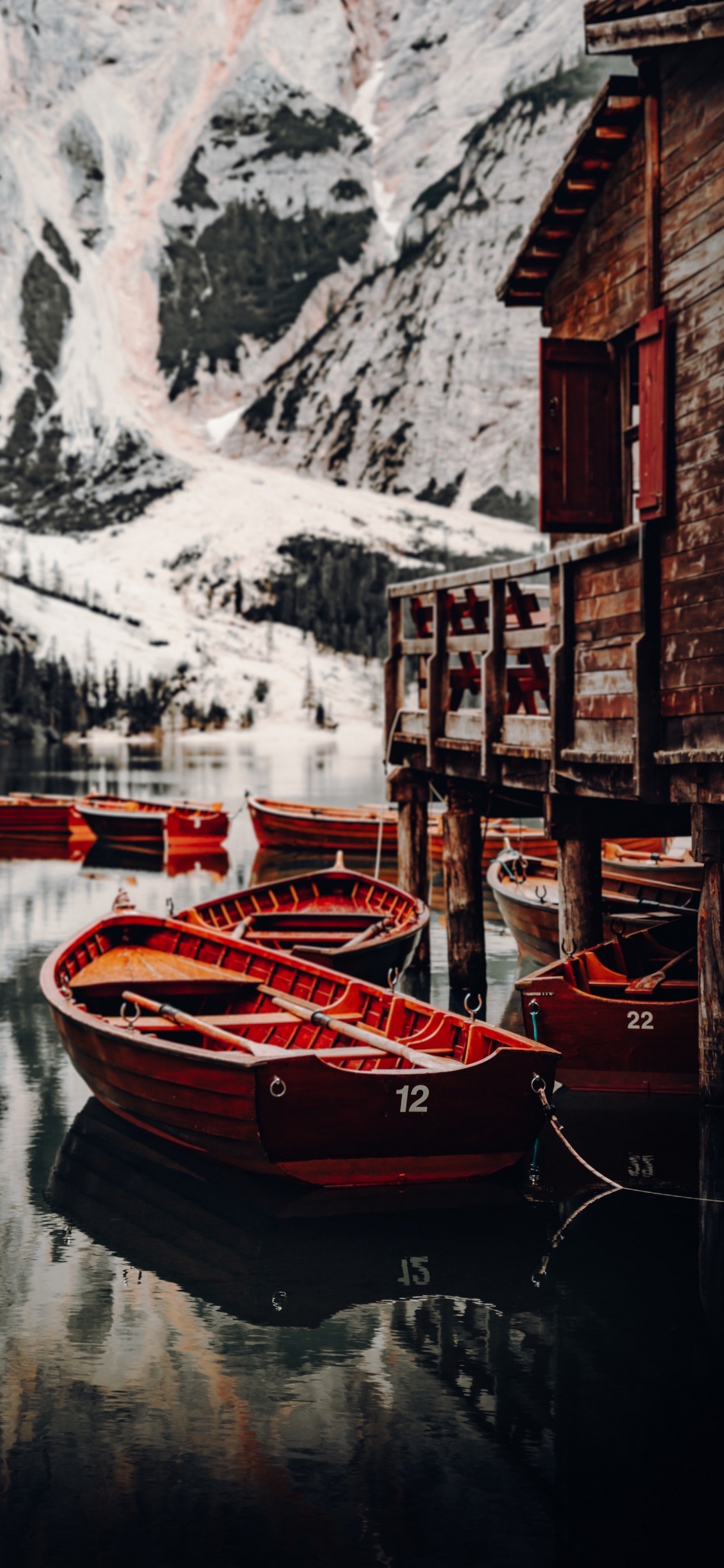 Обои отражение, природа, гора, сезон, вода в разрешении 1125x2436