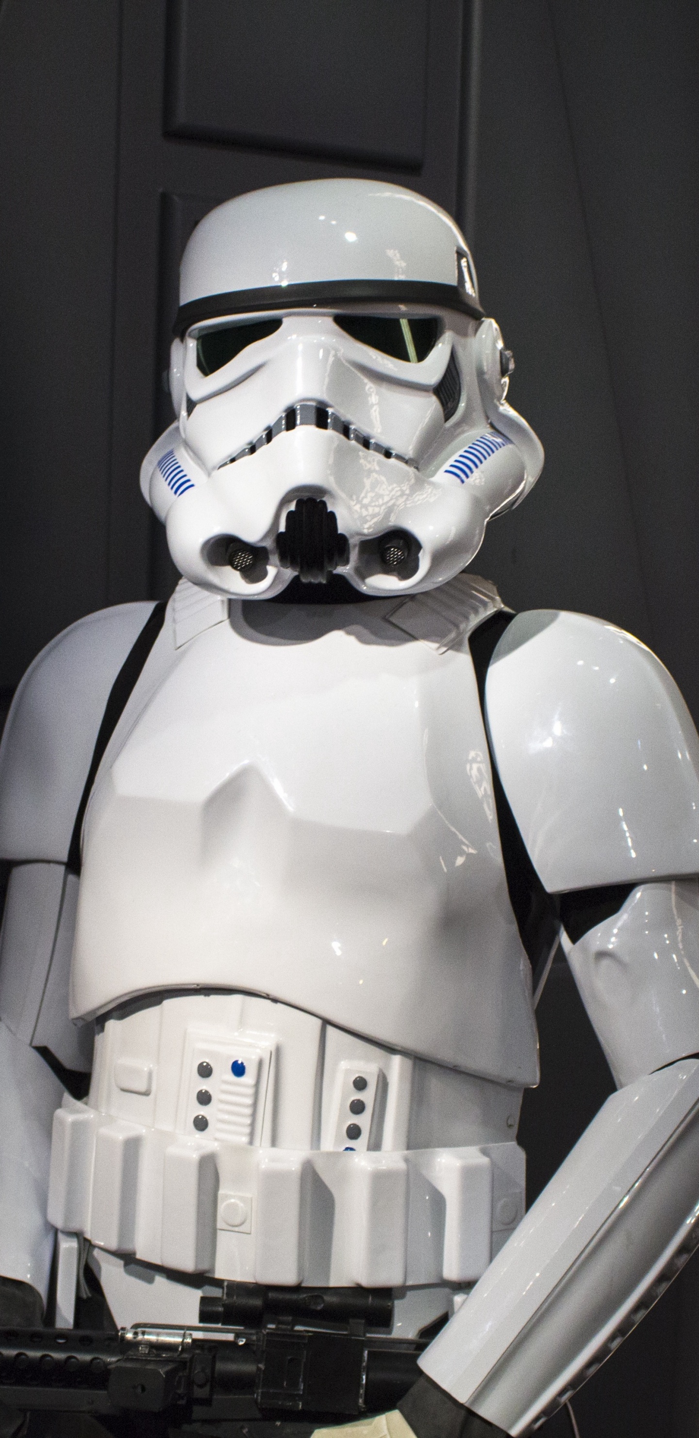 Обои фигурка, космос, Люк Скайуокер, робот, штурмовик в разрешении 1440x2960