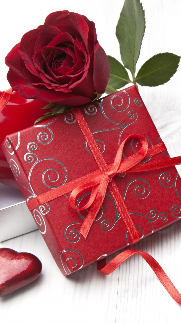 Обои сердце, Роза, День Святого Валентина, роман, красный цвет в разрешении 720x1280