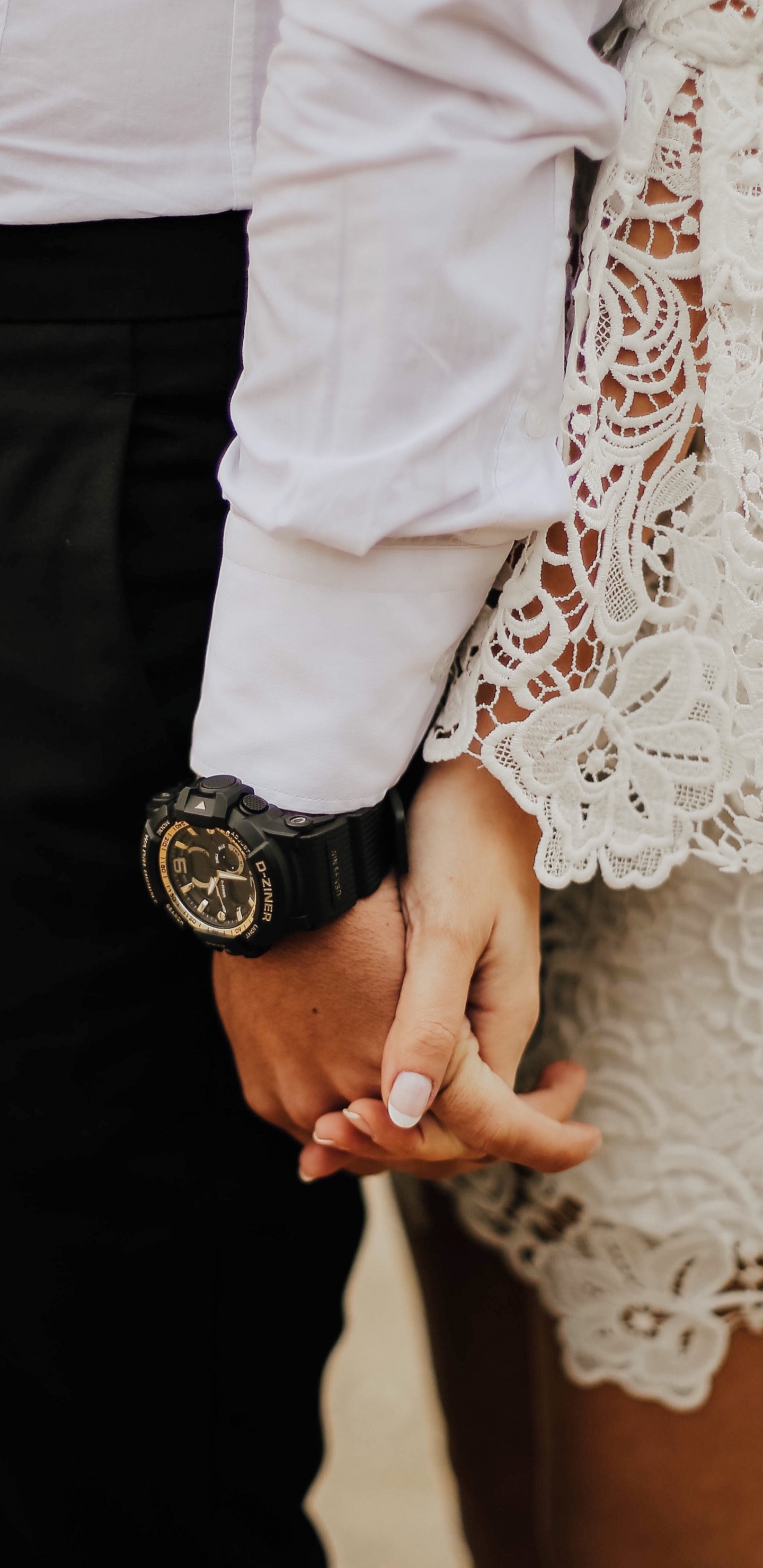 Обои роман, пара, белые, кружево, фэшн в разрешении 1440x2960