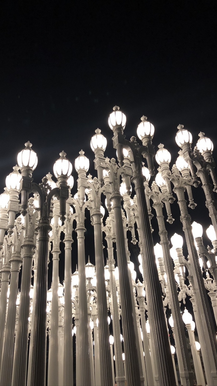 Обои осветительная арматура, наука, физика, ночь, свет в разрешении 720x1280