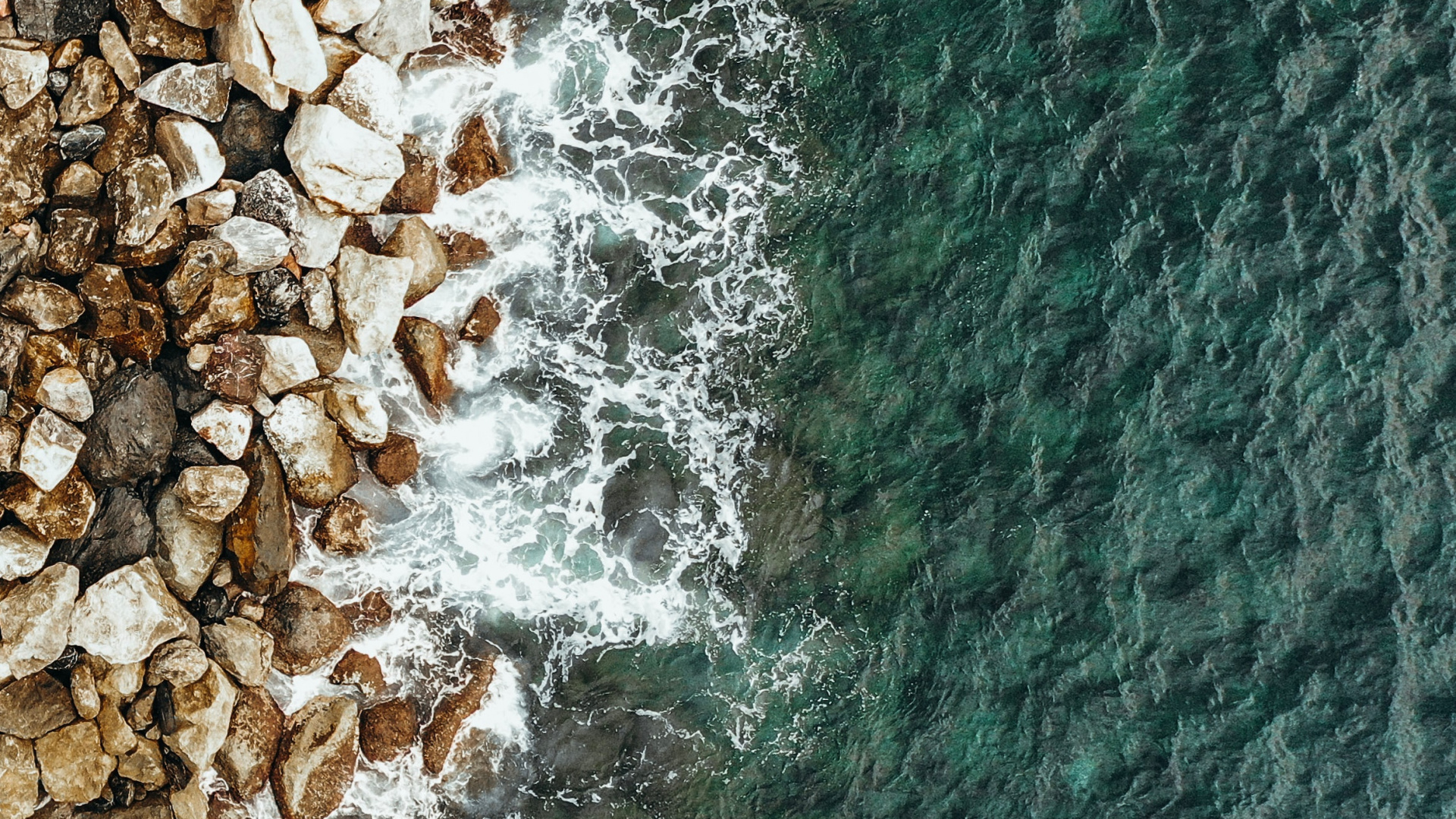 Обои обрыв, природный ландшафт, море, гидроресурсы, волна в разрешении 1920x1080