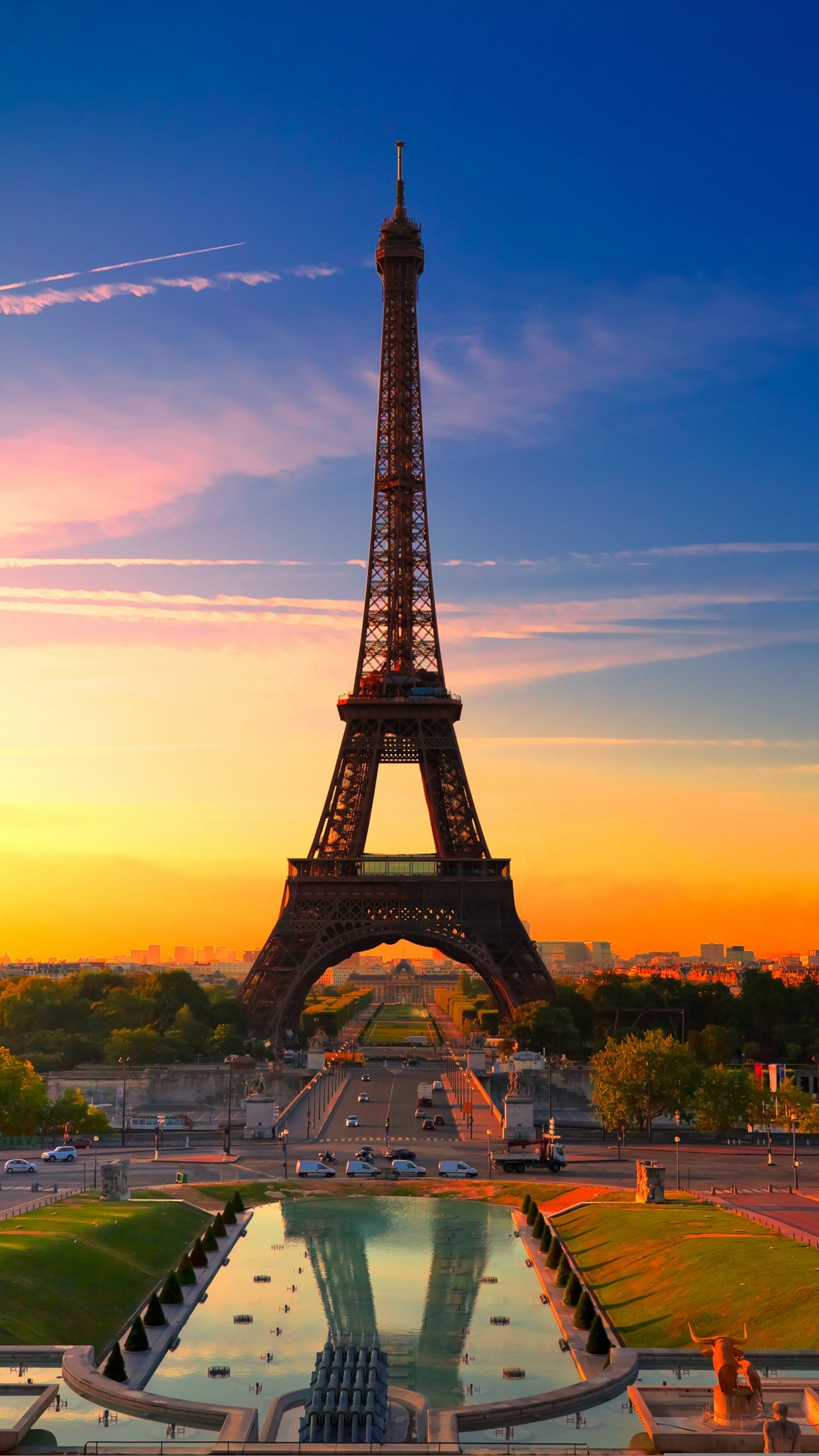 Обои ориентир, вышка, сумрак, городской пейзаж, достопримечательность в разрешении 1440x2560