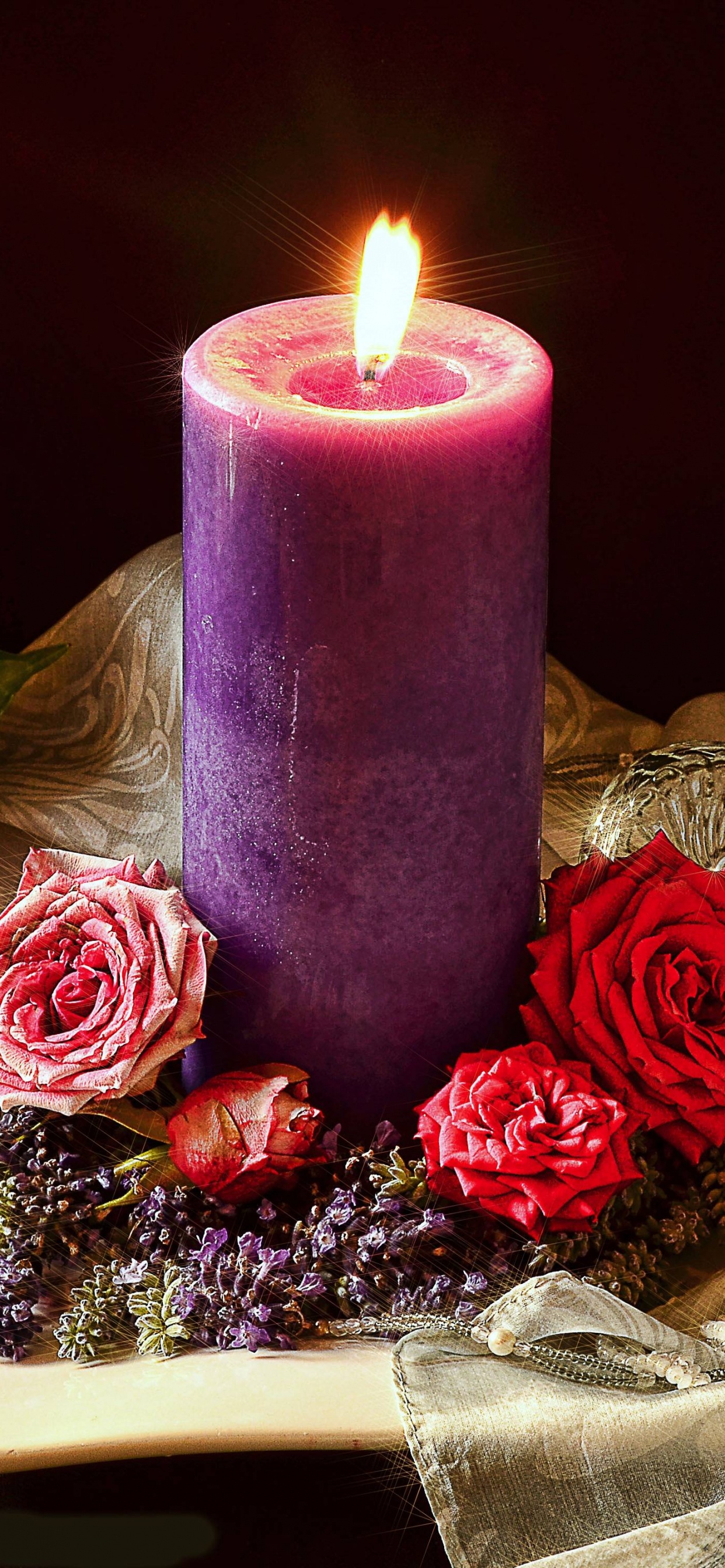 Обои натюрморт, свеча, освещение, пурпур, воск в разрешении 1242x2688