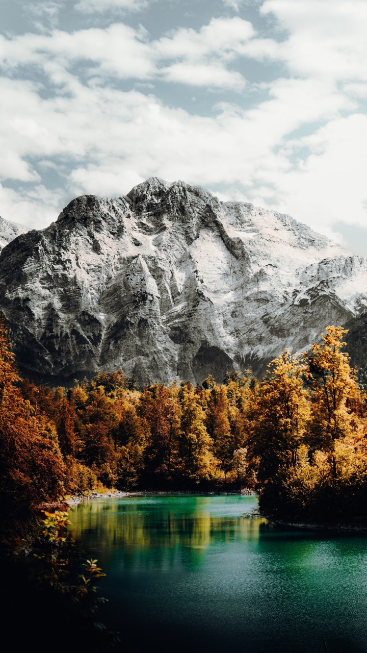 Обои природа, гора, дикая местность, озеро, природный ландшафт в разрешении 720x1280