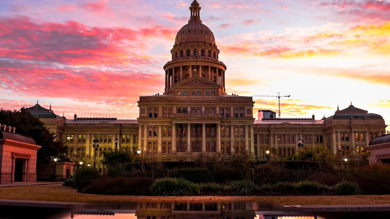 Обои Капитолий Штата Техас, Капитолий Техаса, отражение, водный путь, купол в разрешении 1280x720