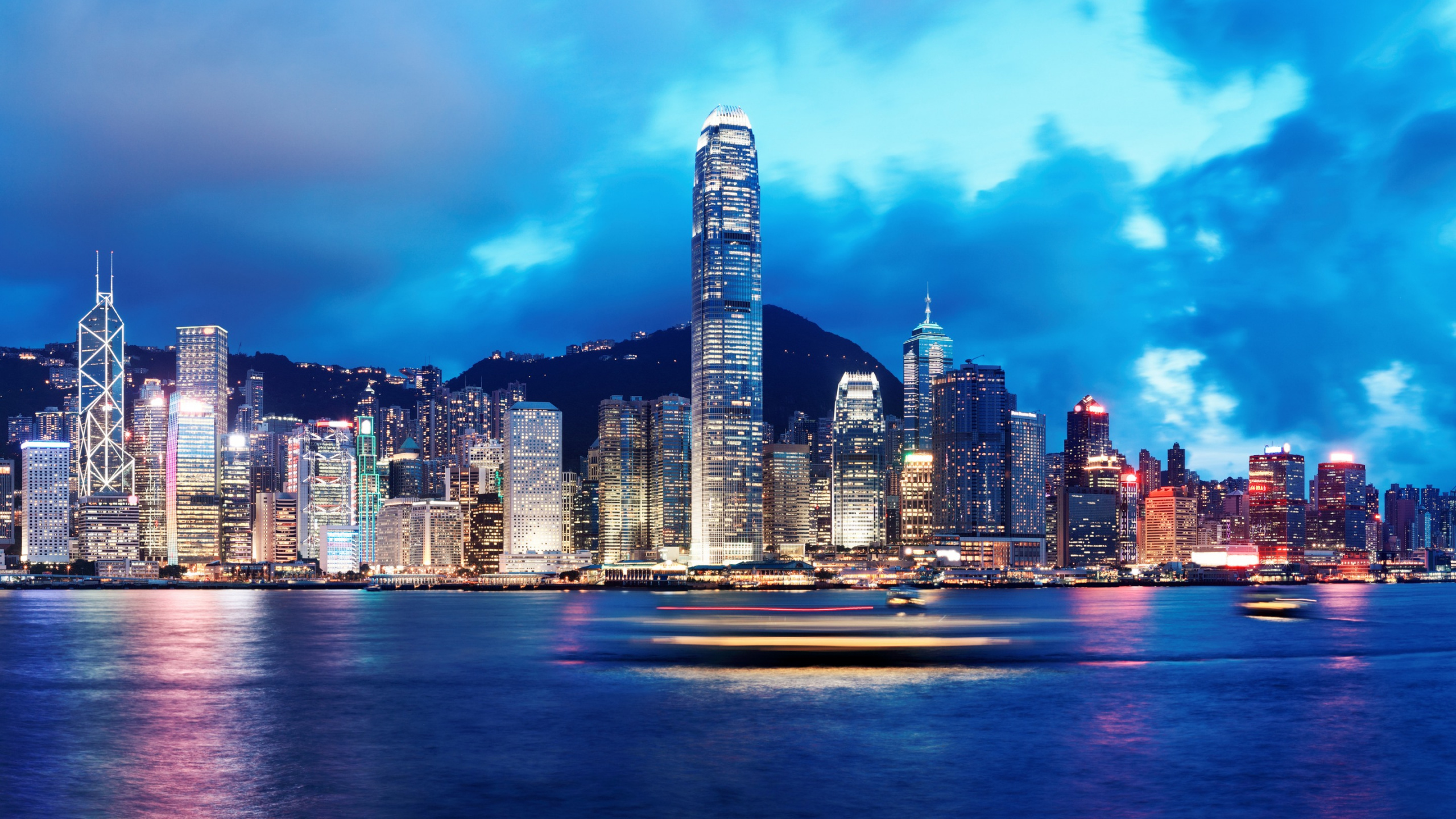 Обои Гавань Виктория, город, городской пейзаж, линия горизонта, небоскреб в разрешении 2560x1440