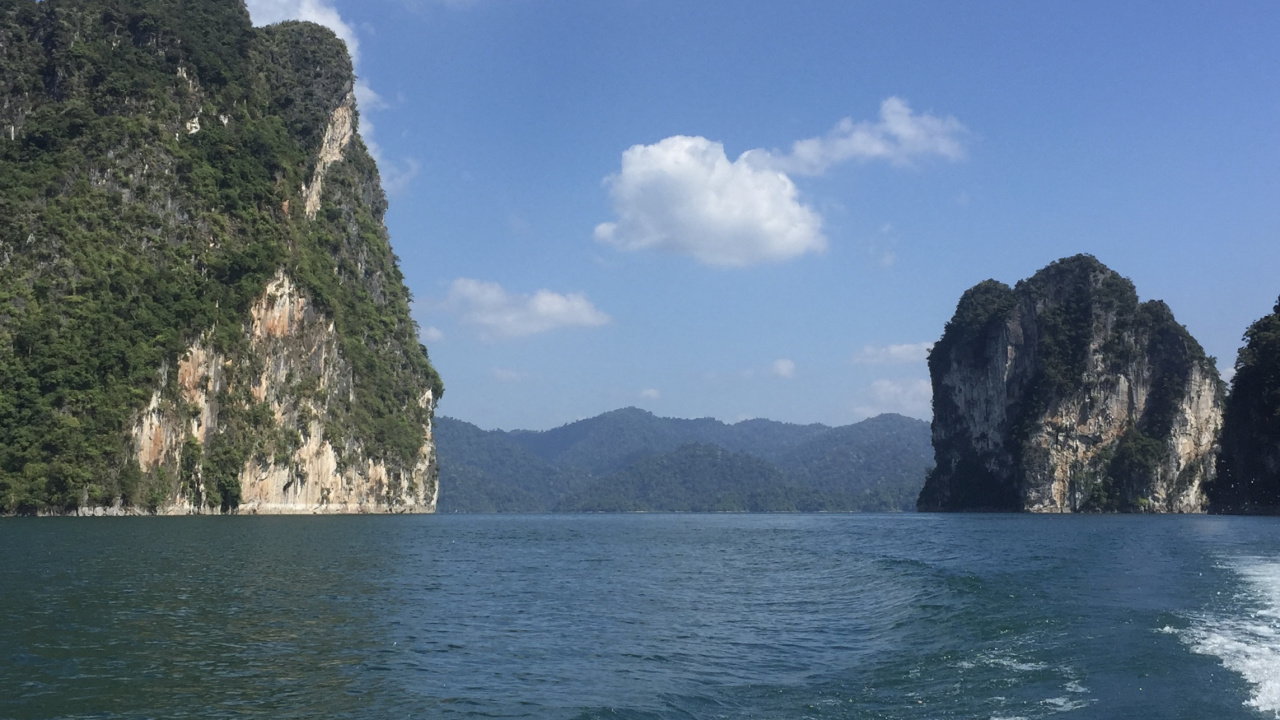 Обои побережье, вода, природный ландшафт, рок, мыс в разрешении 1280x720