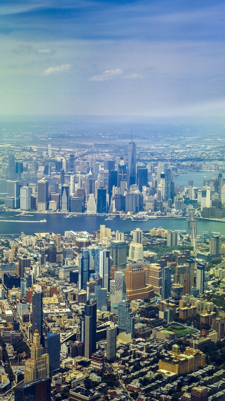 Обои городской район, городской пейзаж, город, метрополия, дневное время в разрешении 720x1280