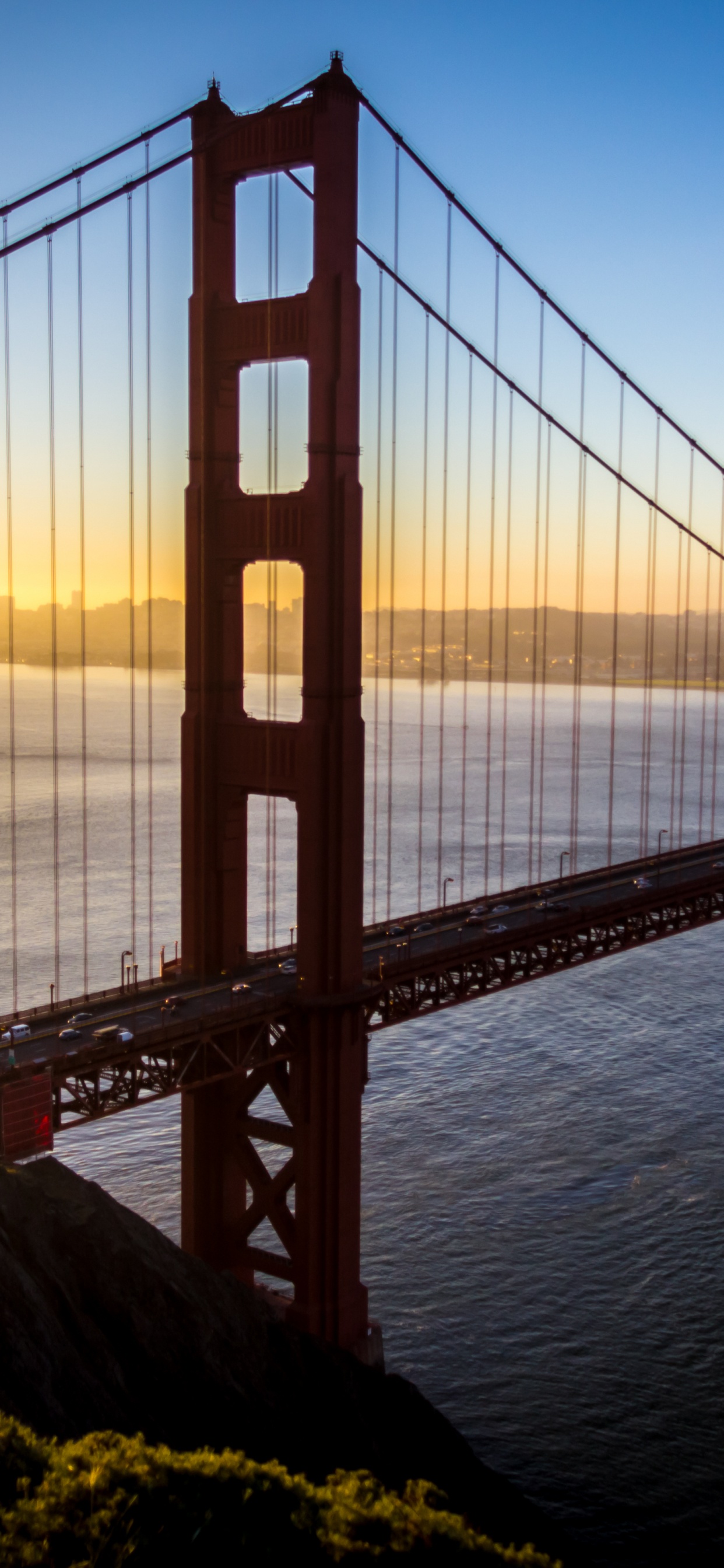 Обои мост Golden Gate, Батареи Спенсер, мост, СанФранциско, вода в разрешении 1242x2688