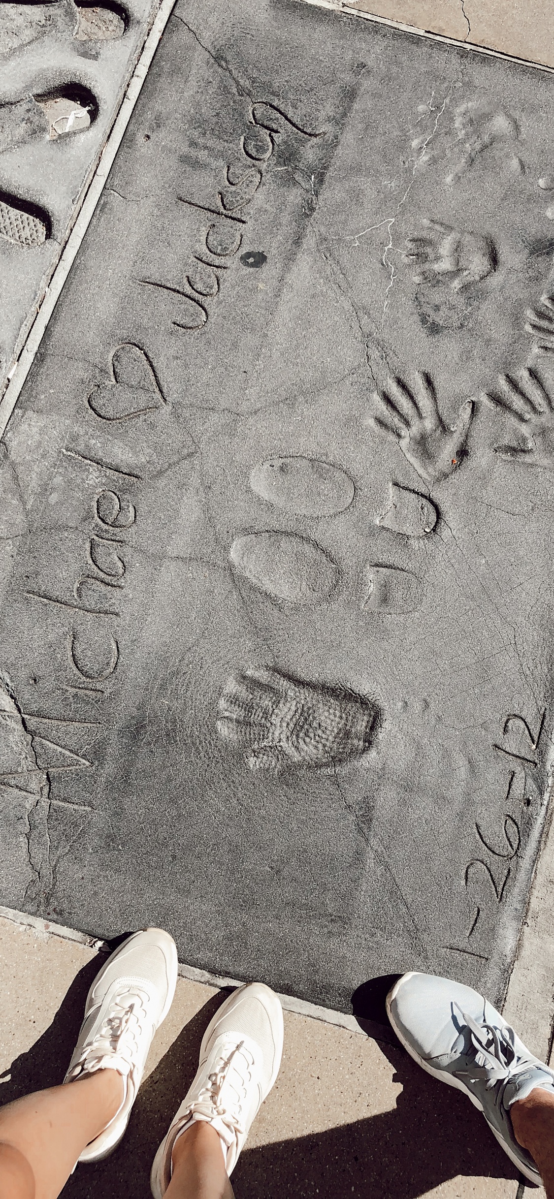 Обои узор, ноги, туфля, сандалия, лодыжка в разрешении 1125x2436