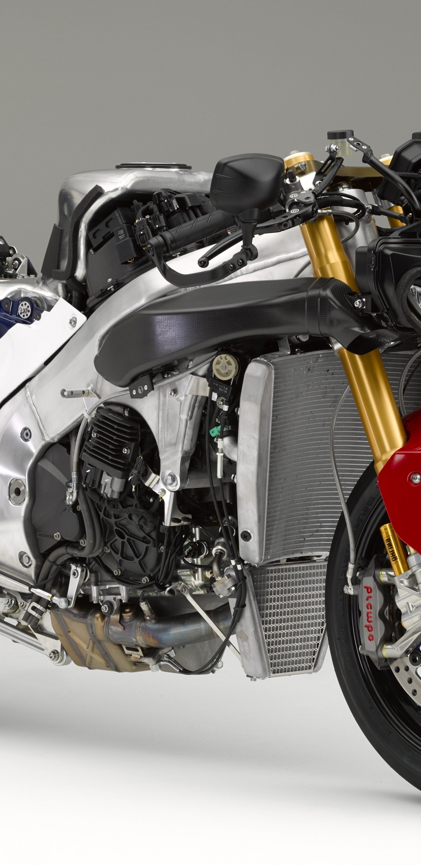 Обои спортивный мотоцикл, авто, repsol honda team, Хонда RC213V-Ы, выхлопная система в разрешении 1440x2960