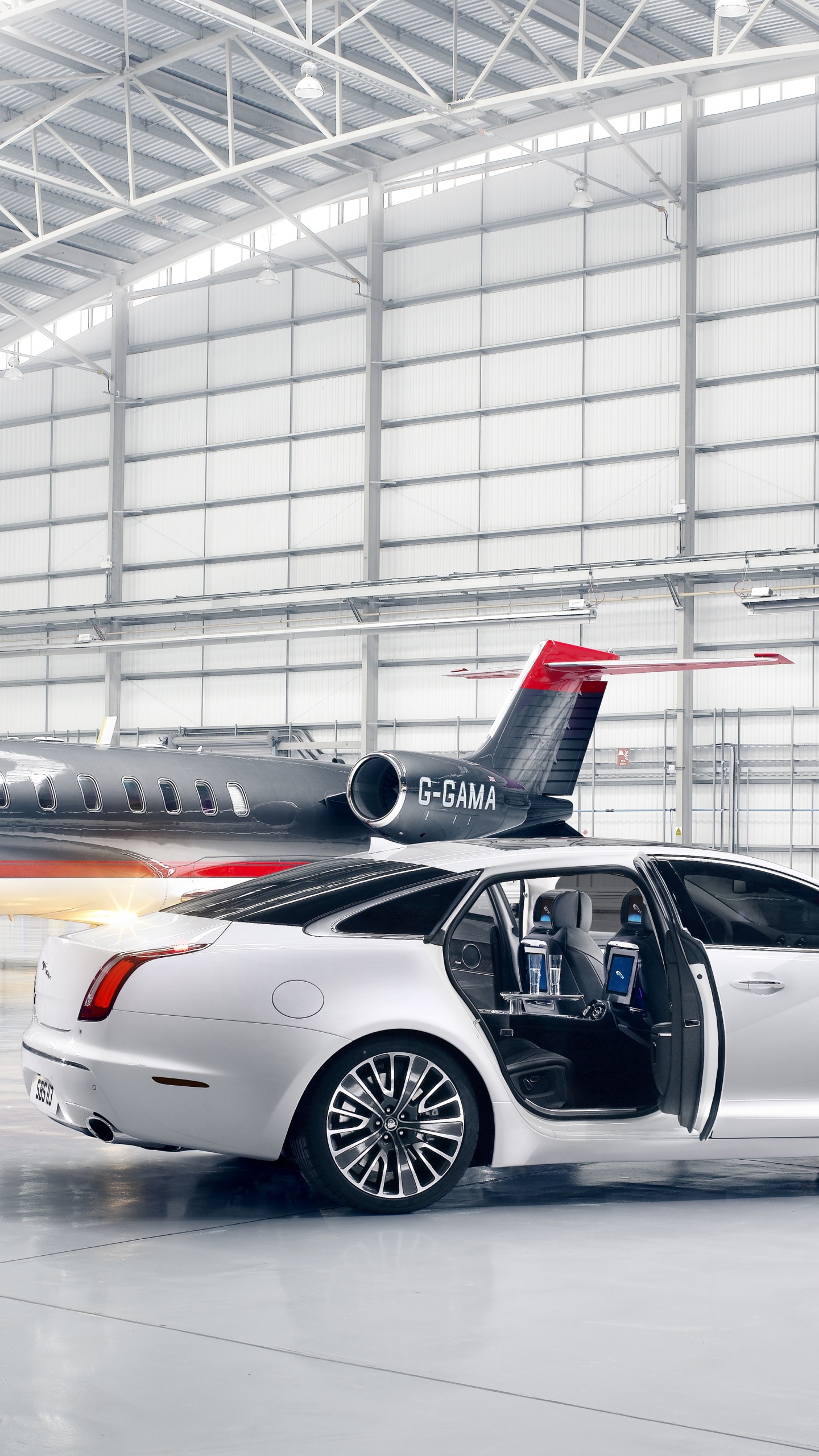 Обои Ягуар XJ в 2012, авто, Авто шоу, спорткар, Ягуар XJ 2013 года Суперспорт в разрешении 1440x2560