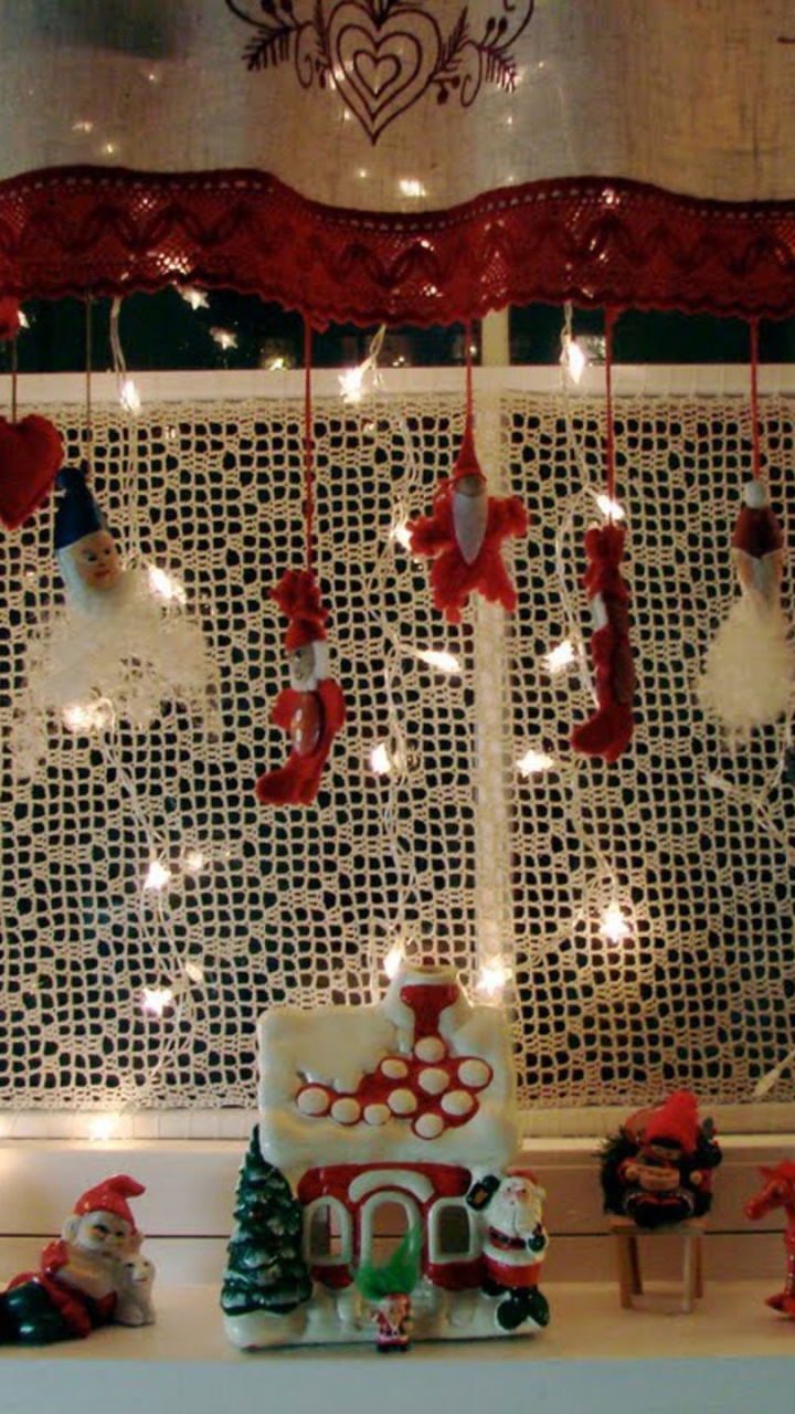 Обои Рождественский день, Рождественские украшения, Рождественские огни, Рождественские окно, дизайн интерьера в разрешении 720x1280