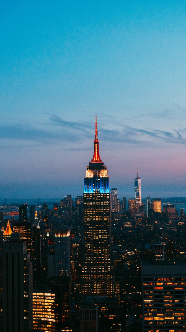 Обои небоскреб, городской пейзаж, город, городской район, метрополия в разрешении 750x1334