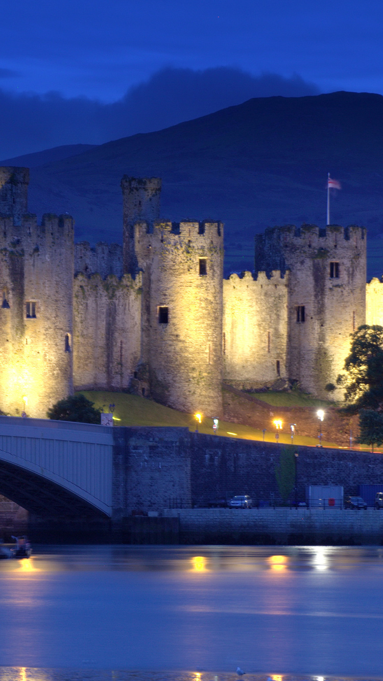 Обои Замок Конви, замок, Замковый мост, ночь, ориентир в разрешении 750x1334