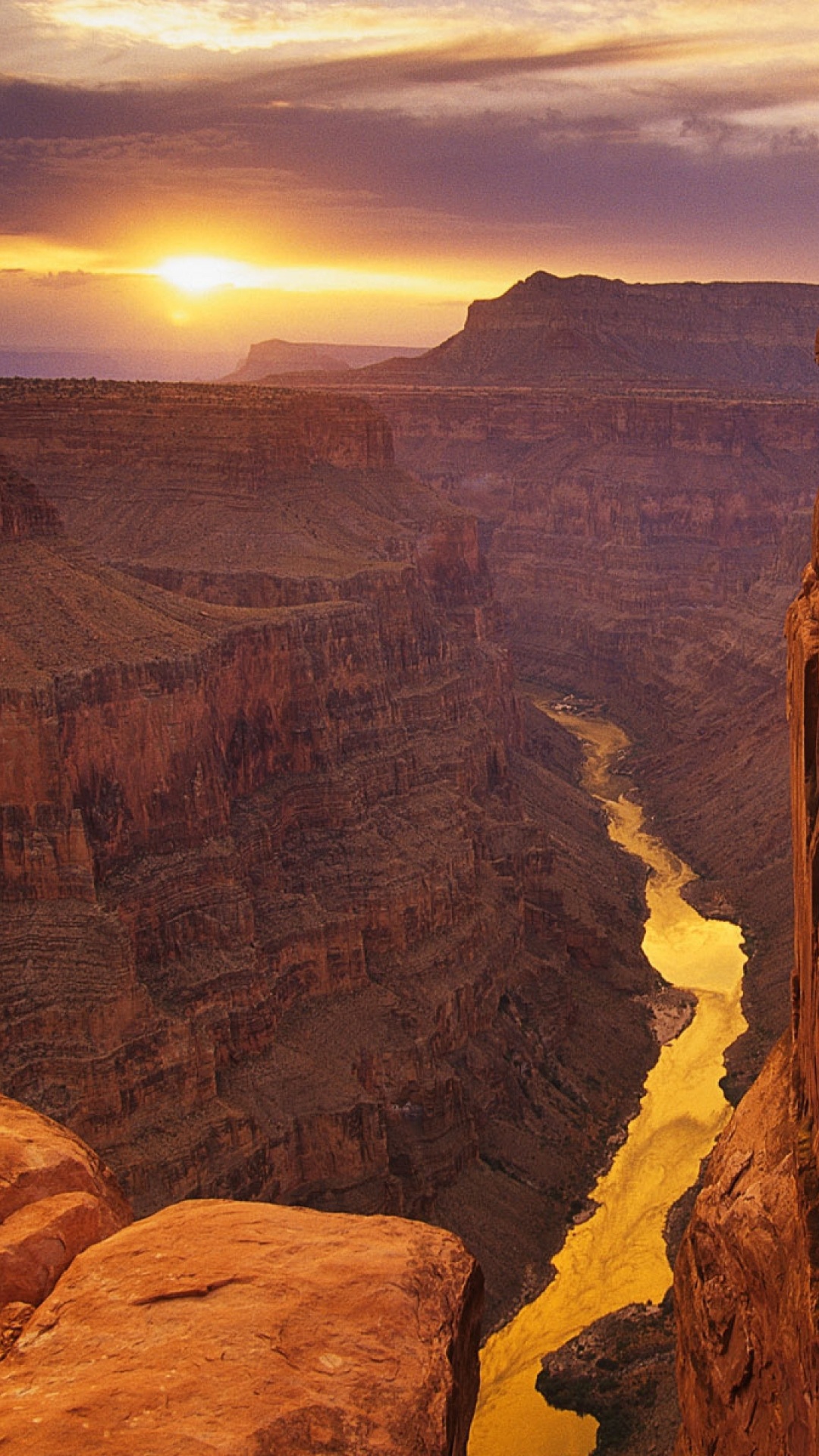 Обои большой каньон, Гранд Каньон Виллидж, каньон, бесплодные земли, формирование в разрешении 1080x1920