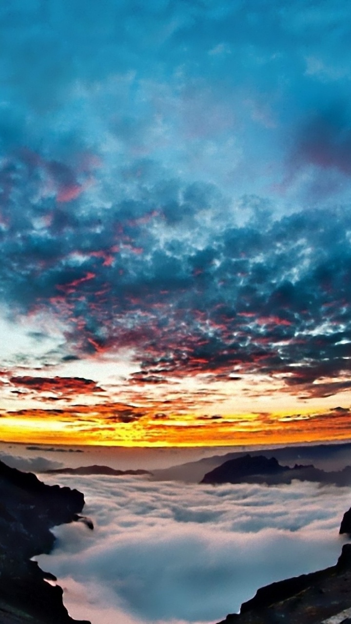 Обои природа, облако, горизонт, атмосфера, рассвет в разрешении 720x1280