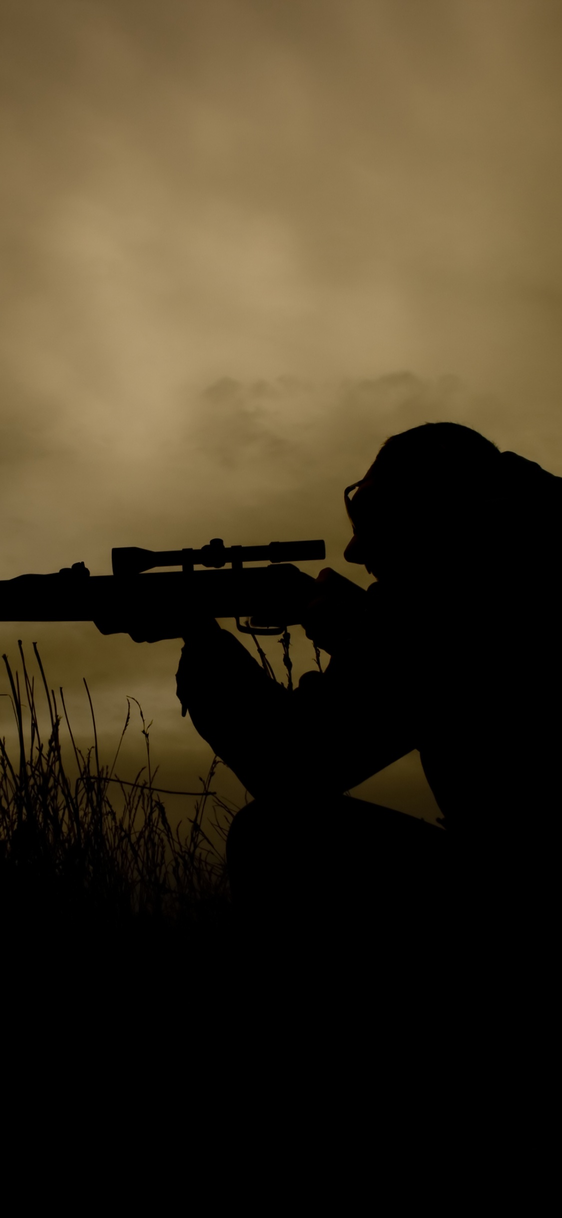 Обои стрельба, огнестрельное ранение, отдых, дробовик, небо в разрешении 1125x2436