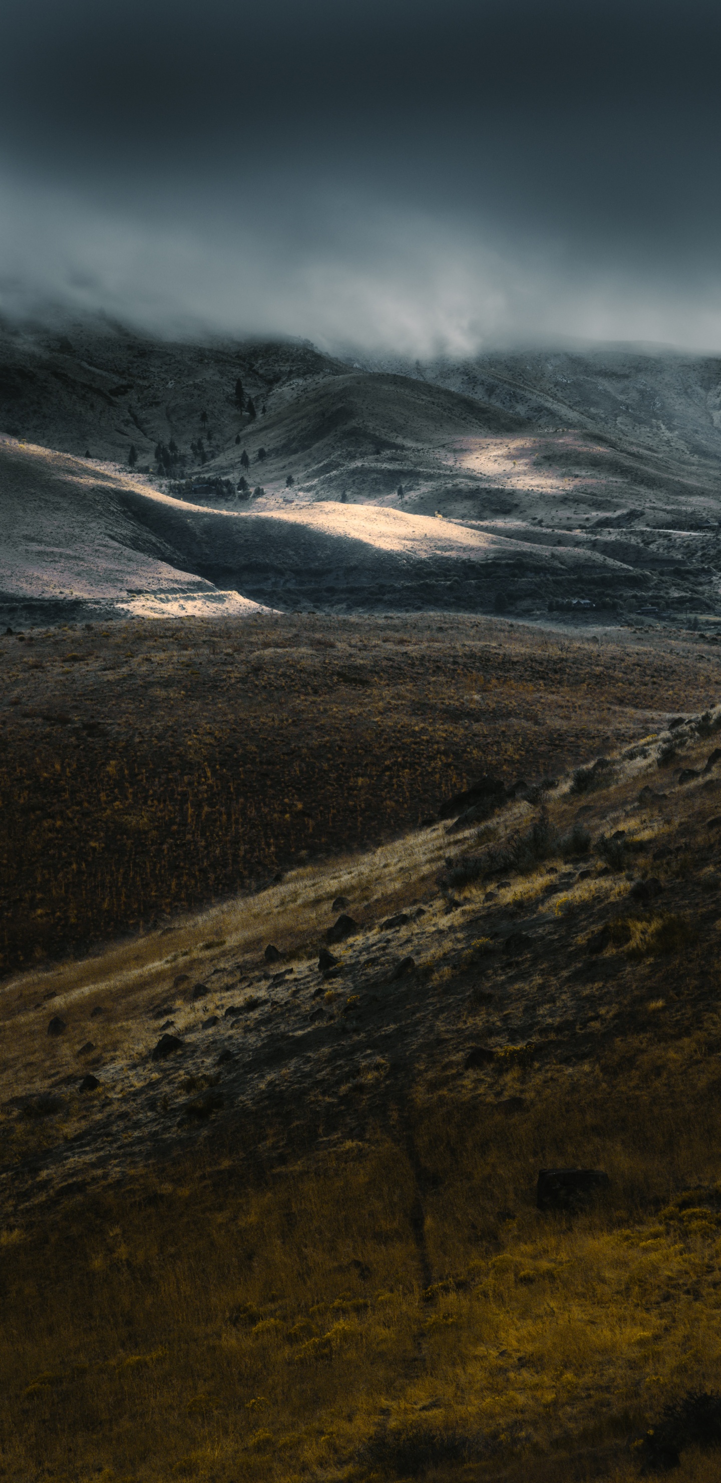 Обои нагорье, природа, атмосфера, природный ландшафт, окружающая среда в разрешении 1440x2960