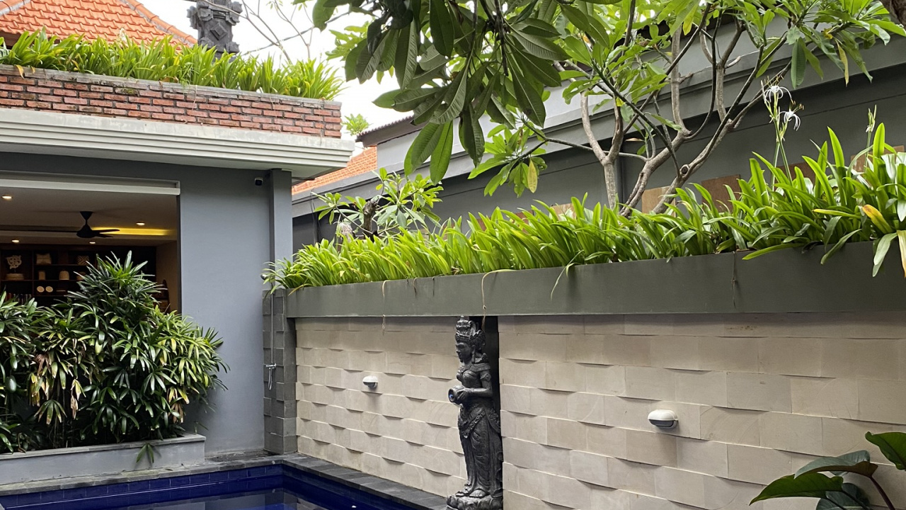 Обои плавательный бассейн, недвижимость, мажорель синий, цветочный горшок, свойство в разрешении 1280x720