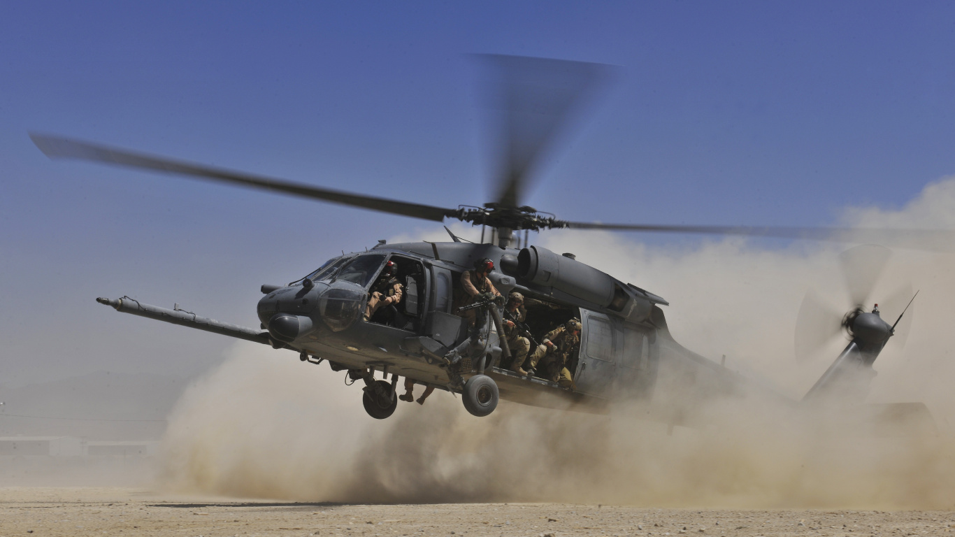 Обои вертолет, боевой поиск и спасение, военный вертолет, винтокрылая машина, винтокрыл в разрешении 1366x768