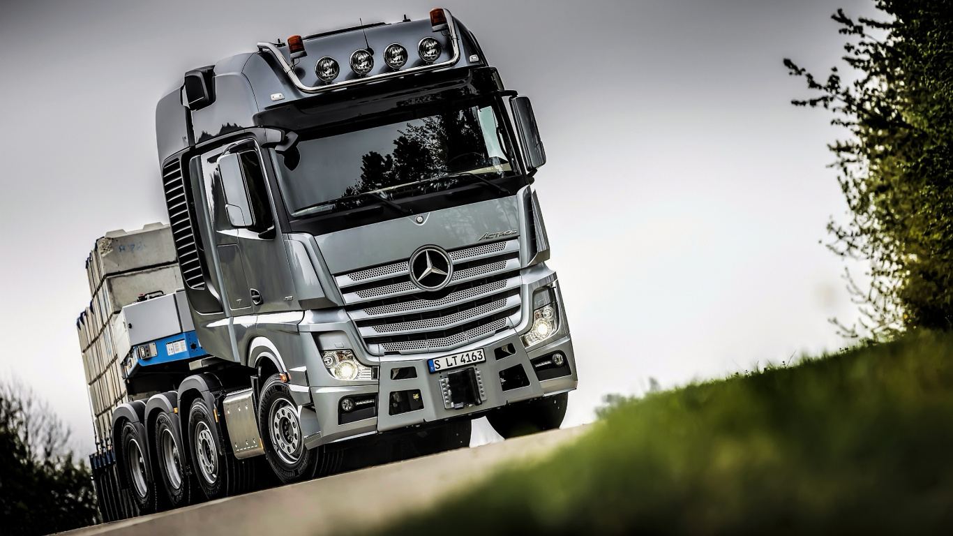 Обои Мерседес-Бенц Actros Но, авто, грузовик, Мерседес-Benz Axor Могут, транспорт в разрешении 1366x768