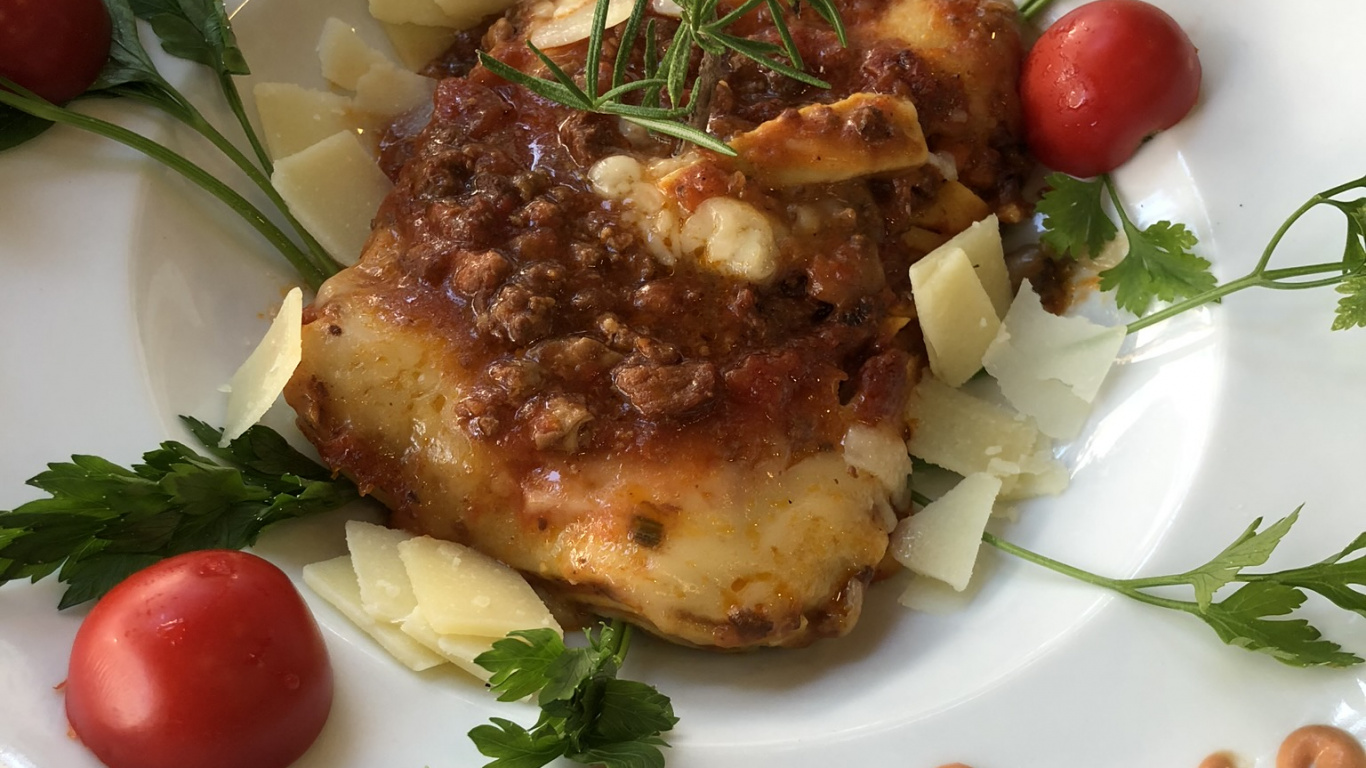 Обои вегетарианская пища, котлета, вегетарианская кухня, пища, посуда в разрешении 1366x768