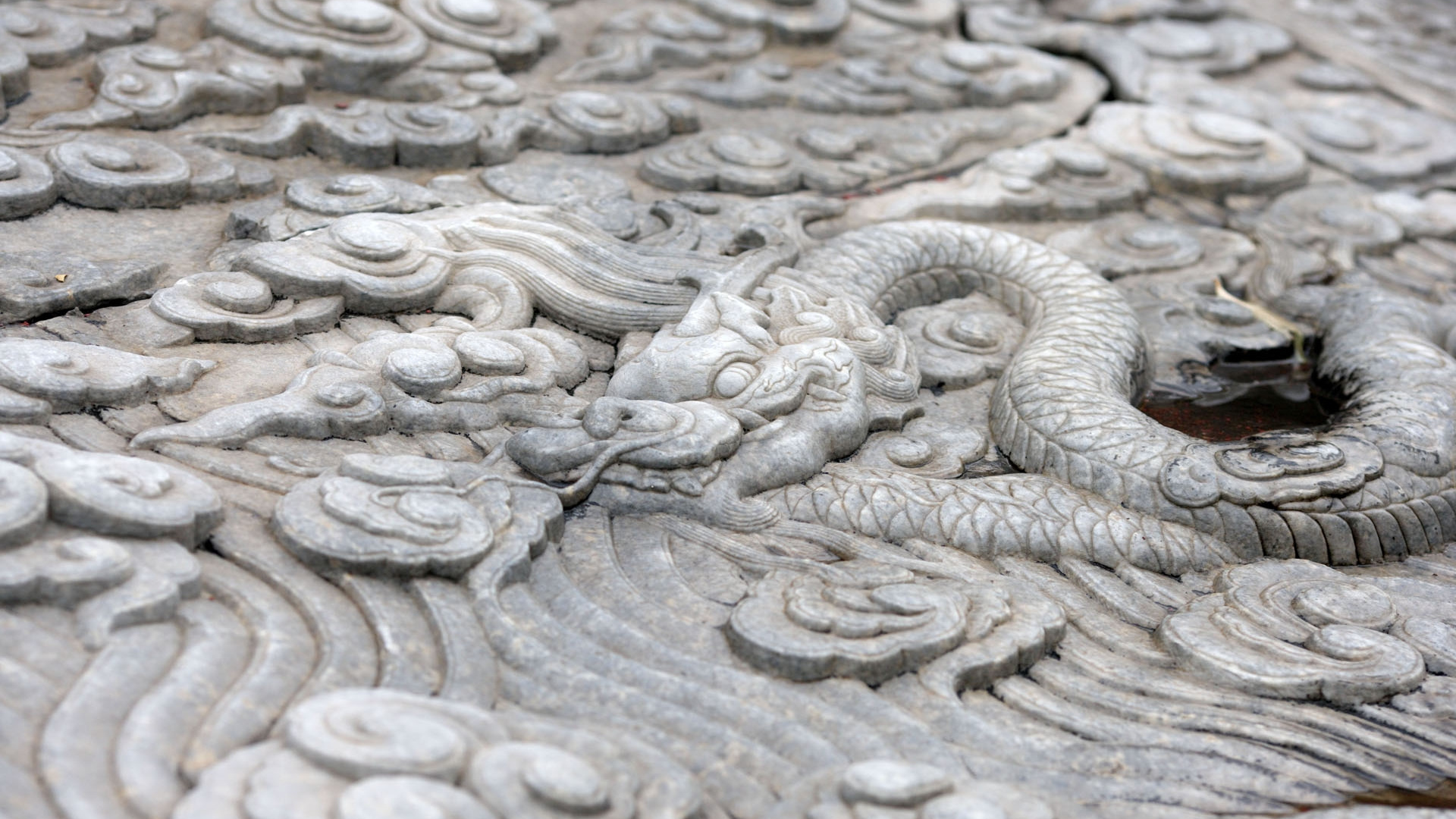 Обои дракон, резьба по камню, резьба, облегчение, древняя история в разрешении 1920x1080