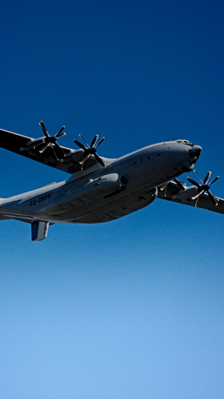 Обои пропеллер, самолет, авиация, самолеты, авиация общего назначения в разрешении 720x1280