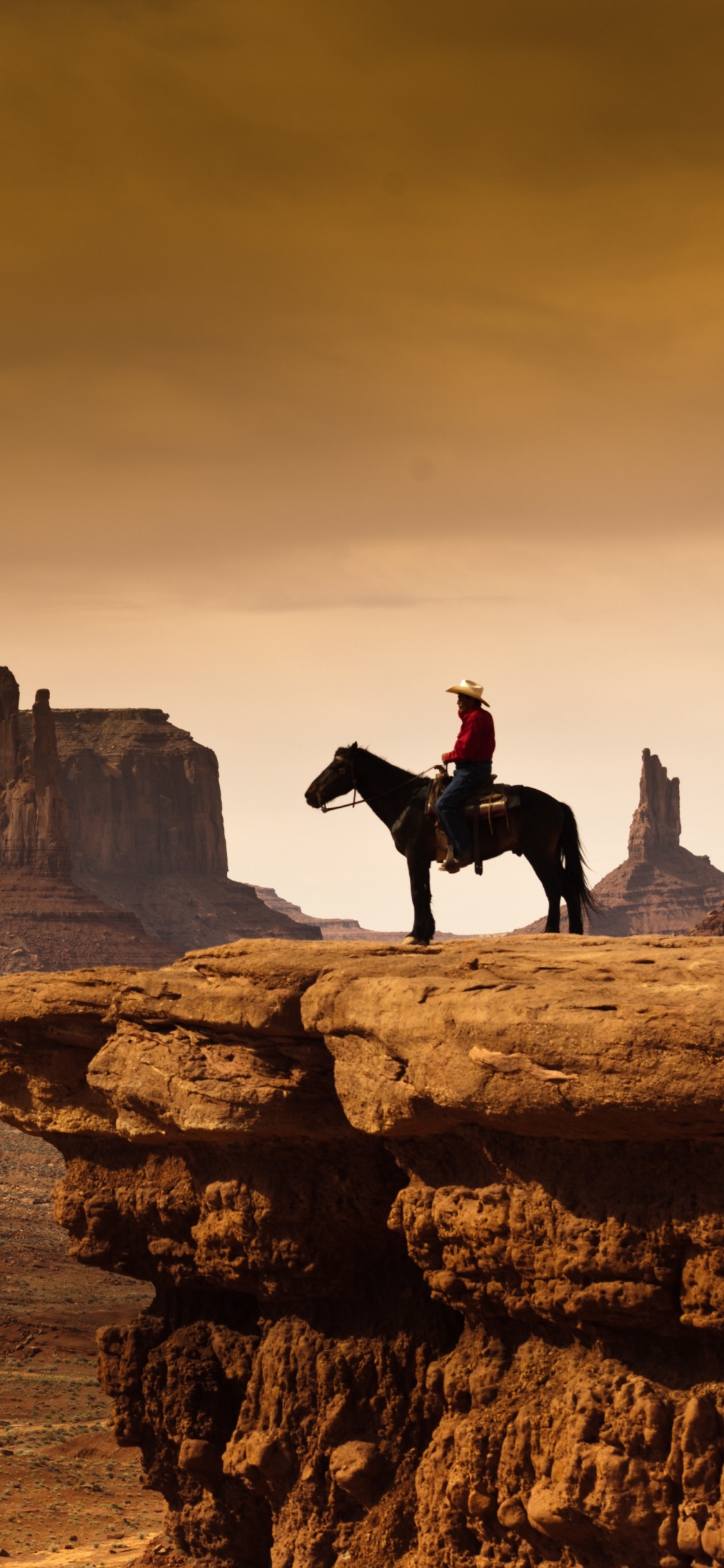 Обои рок, пейзаж, экорегион, горизонт, облако в разрешении 1125x2436