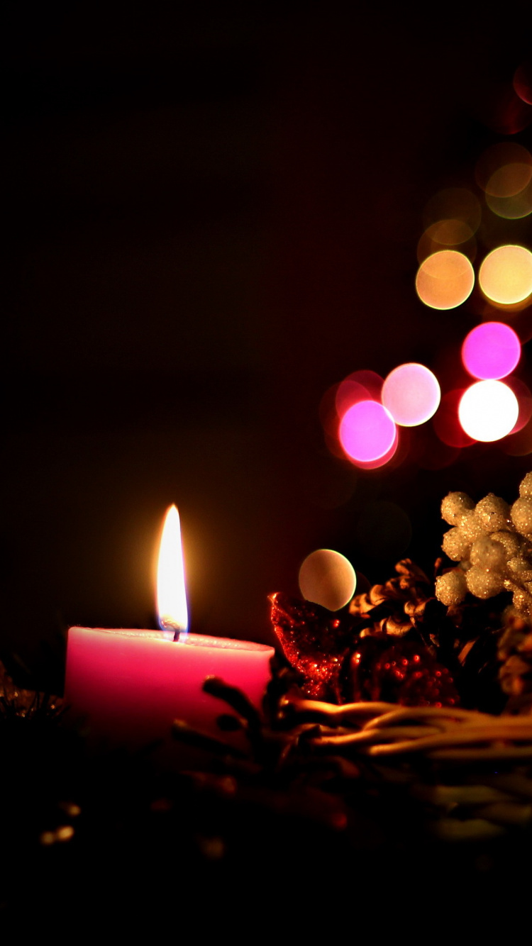 Обои свеча, освещение, свет, розовый, темнота в разрешении 750x1334