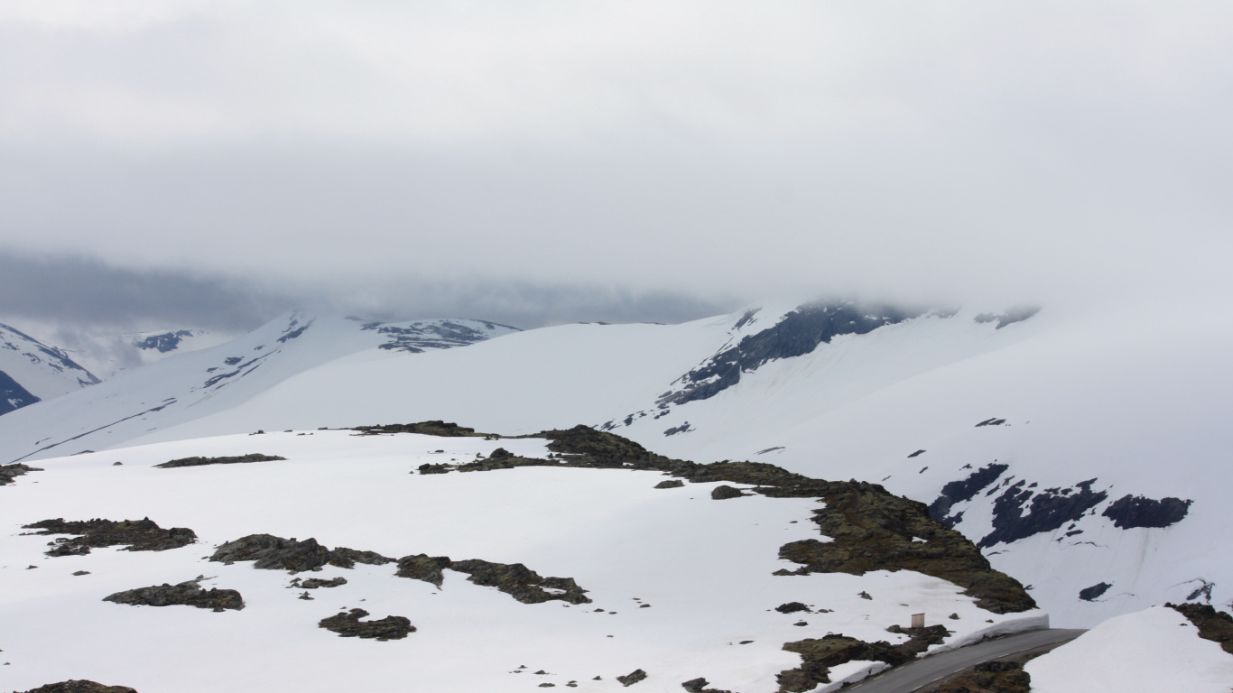 Обои снег, Далснибба, гора, ледяная форма, нунатак в разрешении 1366x768