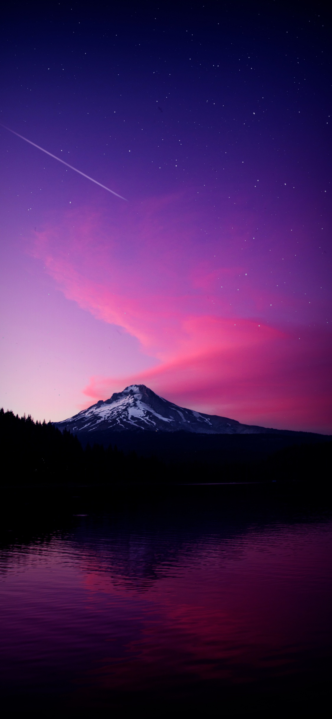 Обои природа, гора, туманная гора, вода, атмосфера в разрешении 1125x2436