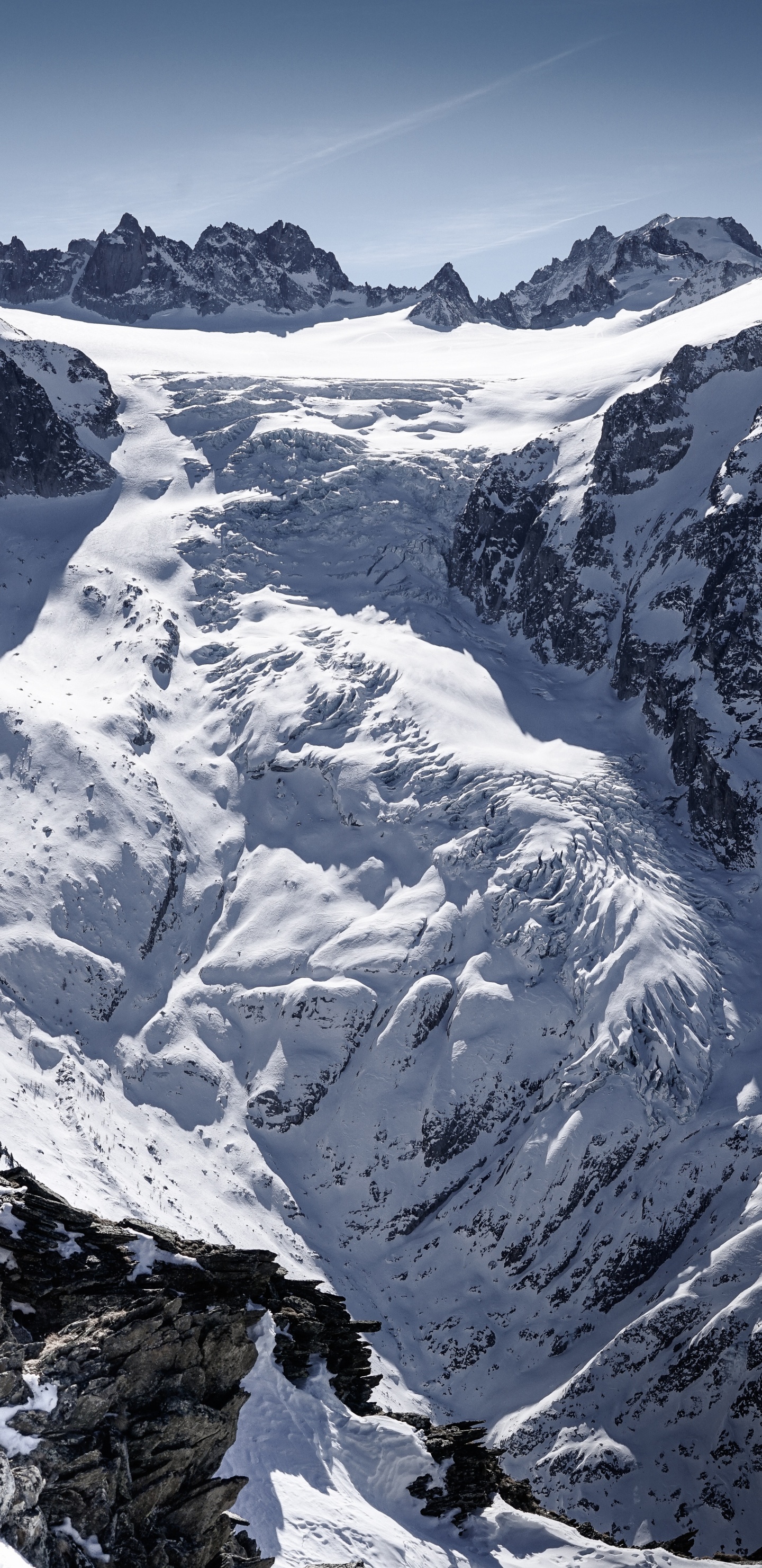 Обои горный рельеф, гора, горный хребет, ледяная форма, массив в разрешении 1440x2960