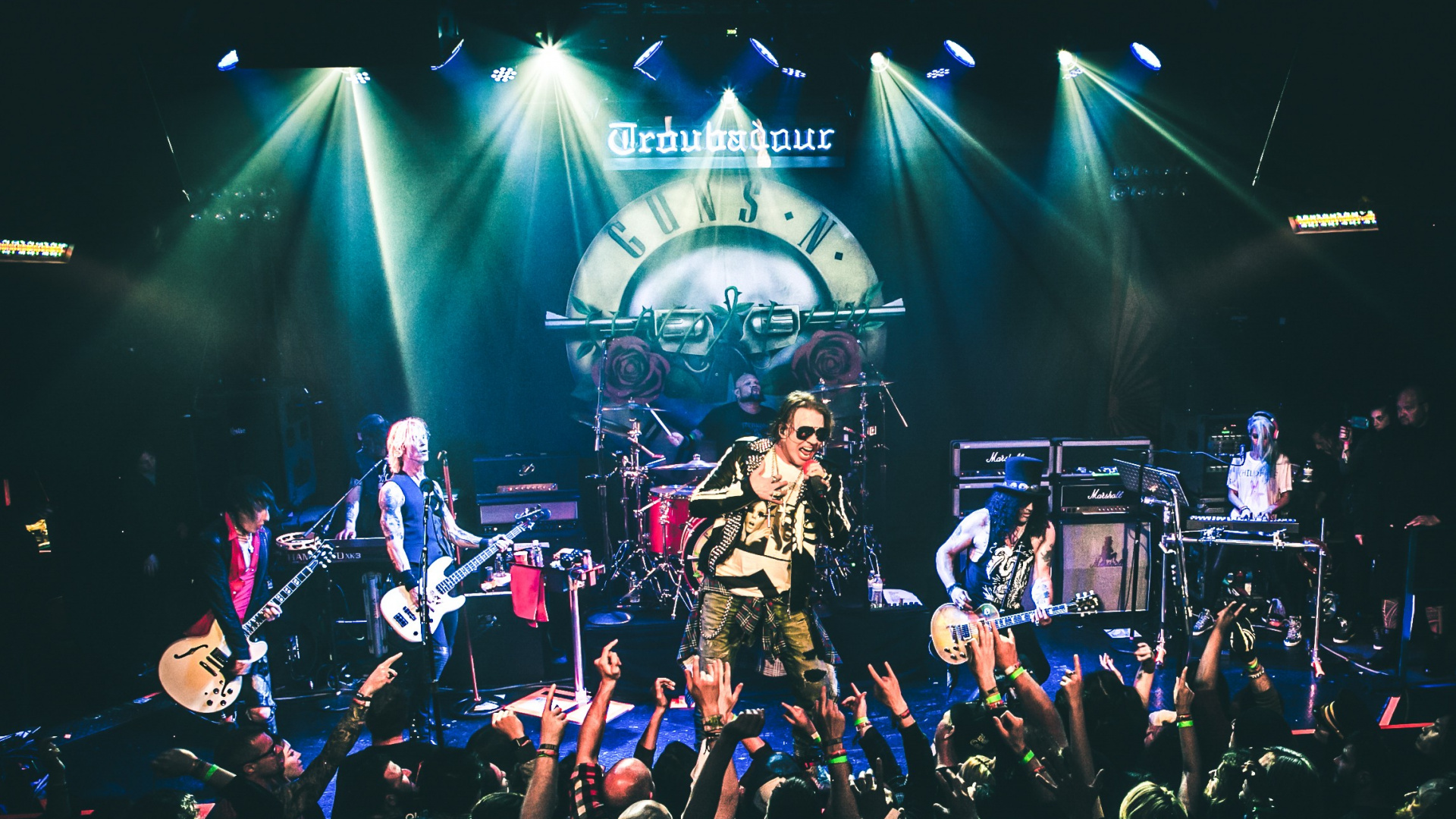 Обои этап, рокконцерт, Not in This Lifetime Tour, барабанщик, Guns N Roses в разрешении 1920x1080