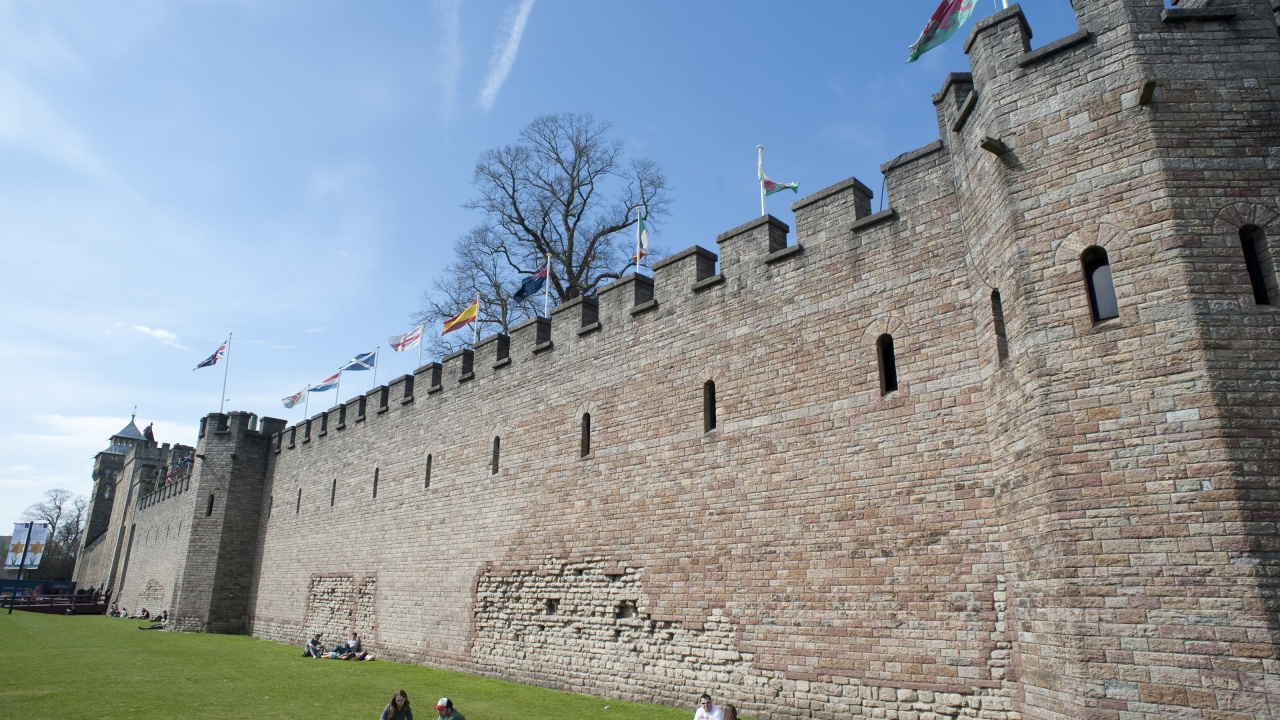 Обои средневековая архитектура, замок, фортификация, стена, здание в разрешении 1280x720