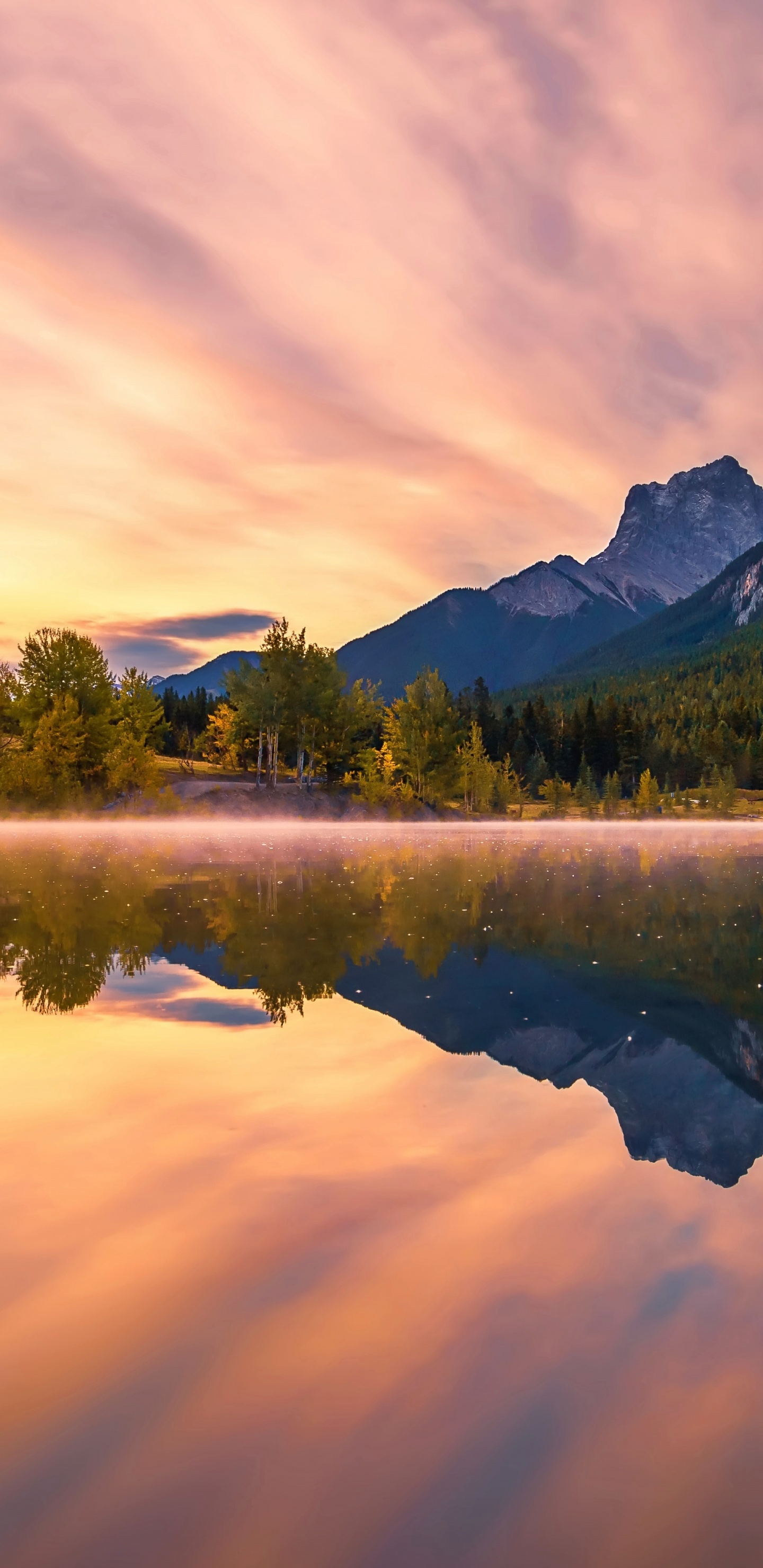 Обои отражение, пейзажи гор, природа, озерный край, гидроресурсы в разрешении 1440x2960