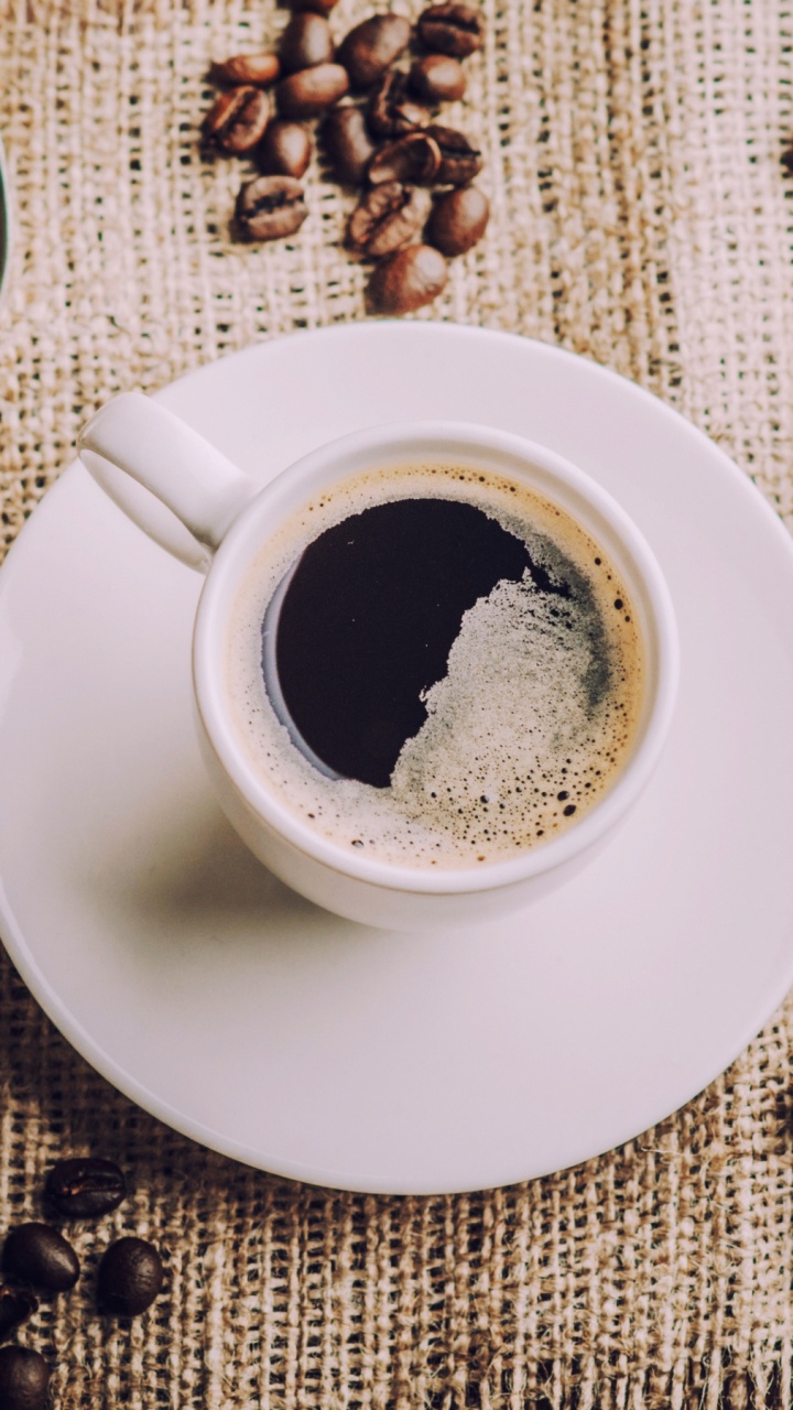 Обои кофейное зерно, кофейная чашка, ложка, корица, чашка в разрешении 720x1280