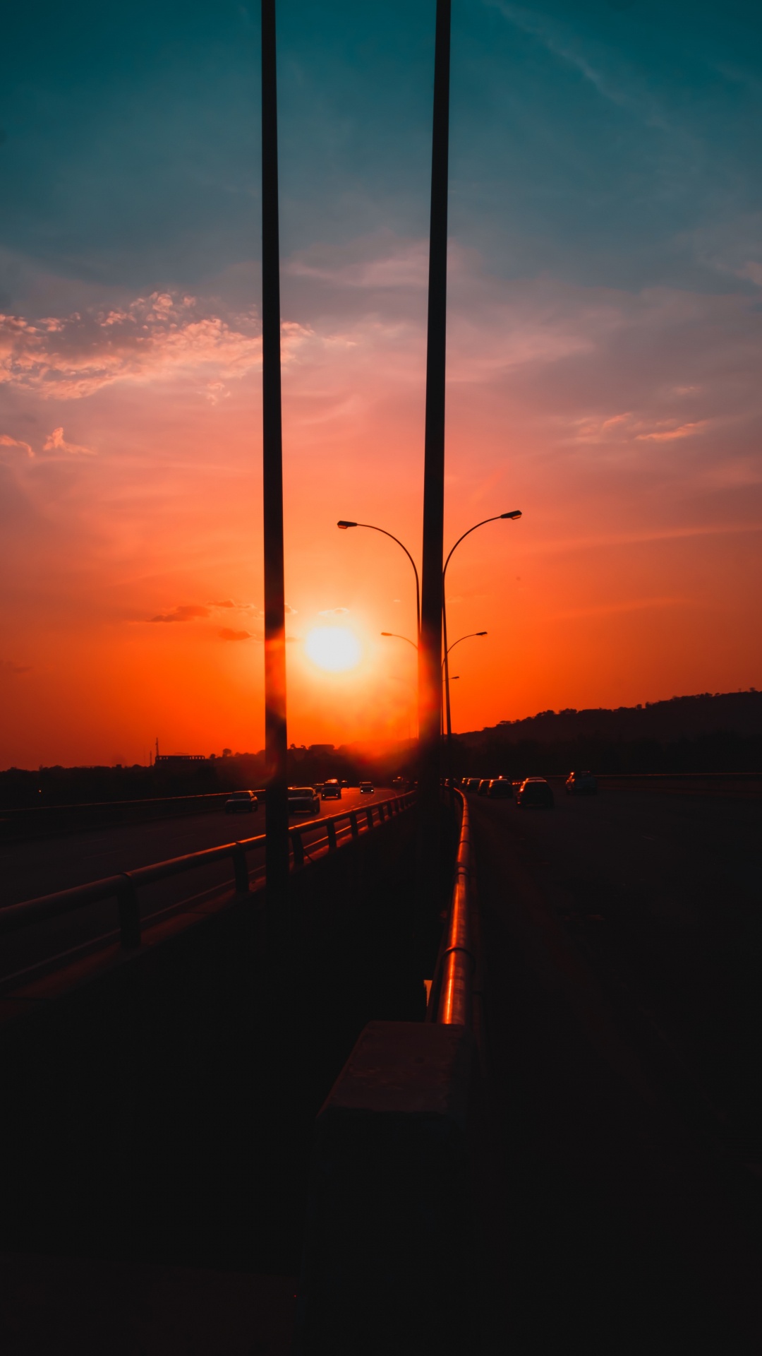 Обои закат, горизонт, восход солнца, послесвечение, облако в разрешении 1080x1920