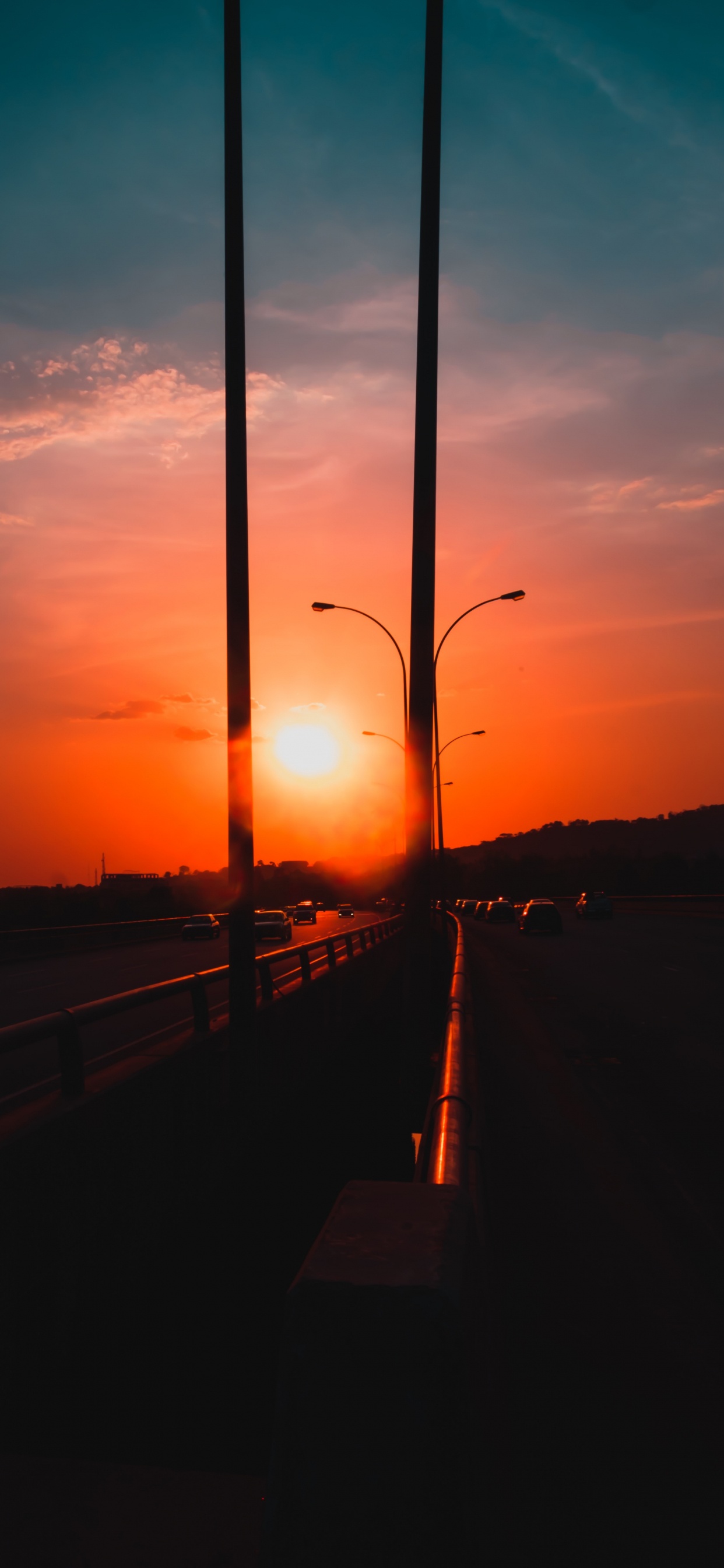 Обои закат, горизонт, восход солнца, послесвечение, облако в разрешении 1242x2688